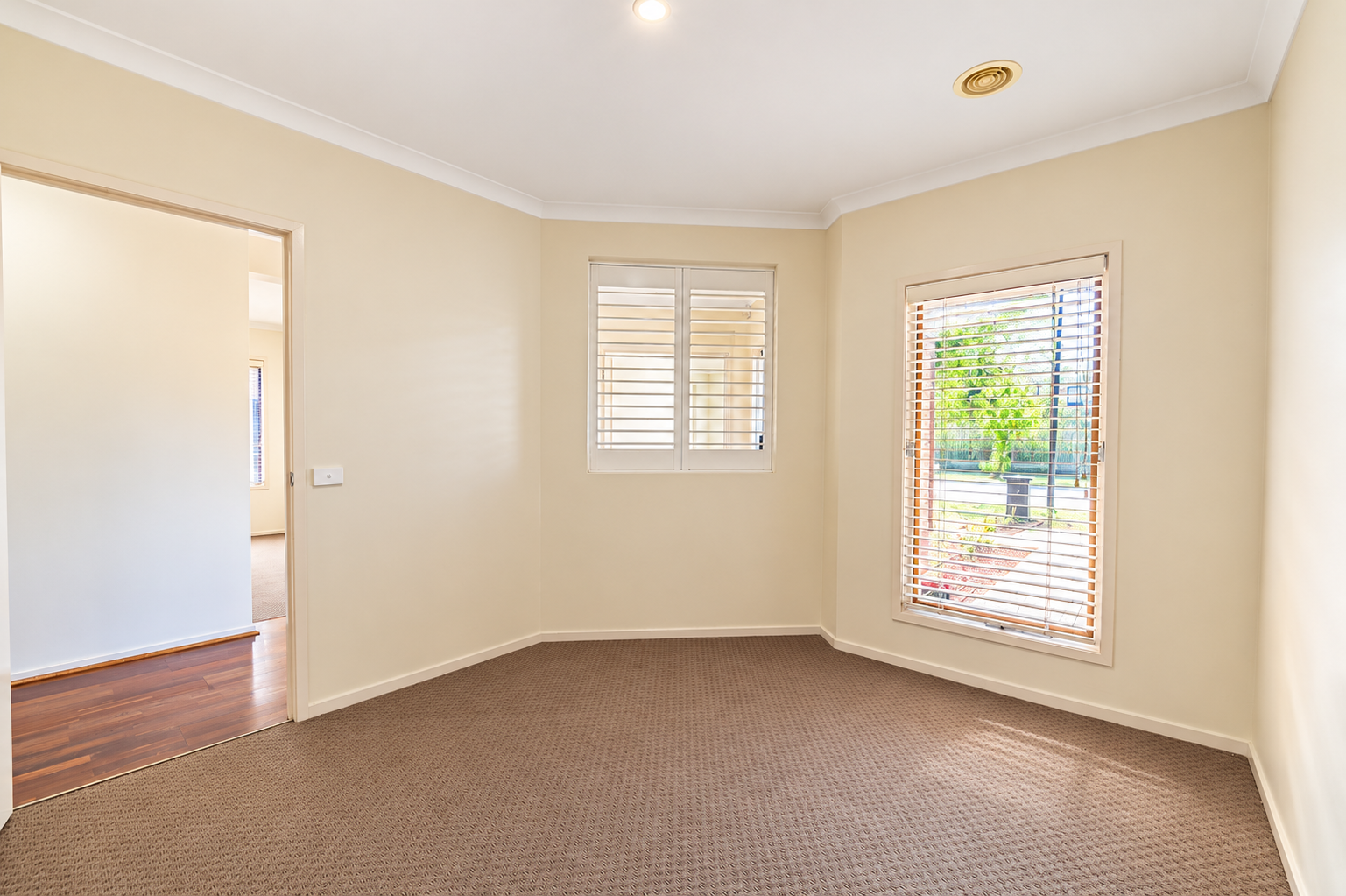 7 Powlett Street — photo 10 of 11