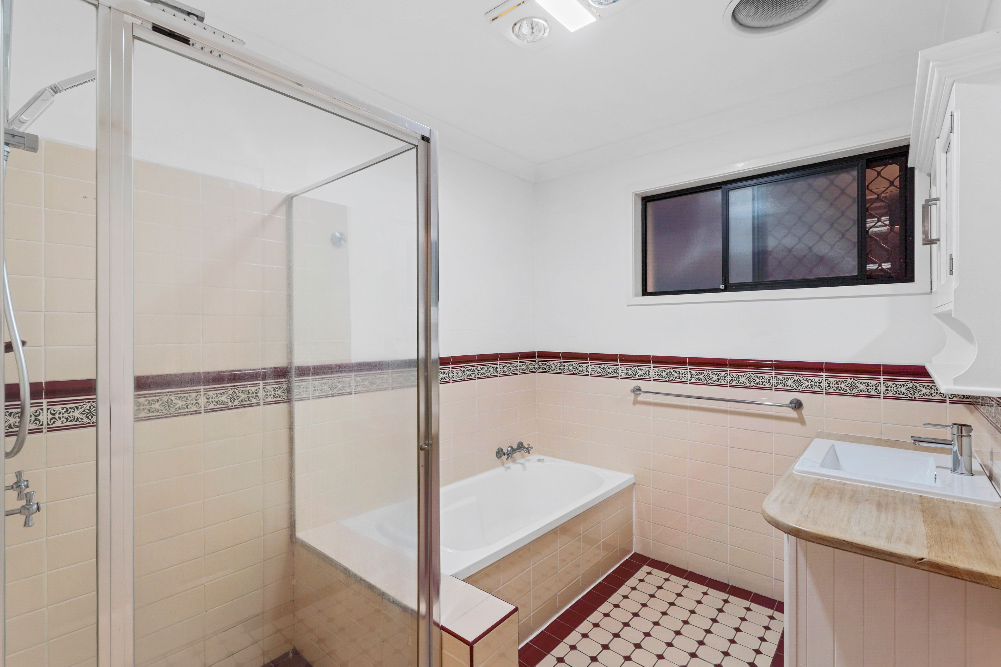 6 Manning Court — photo 10 of 26