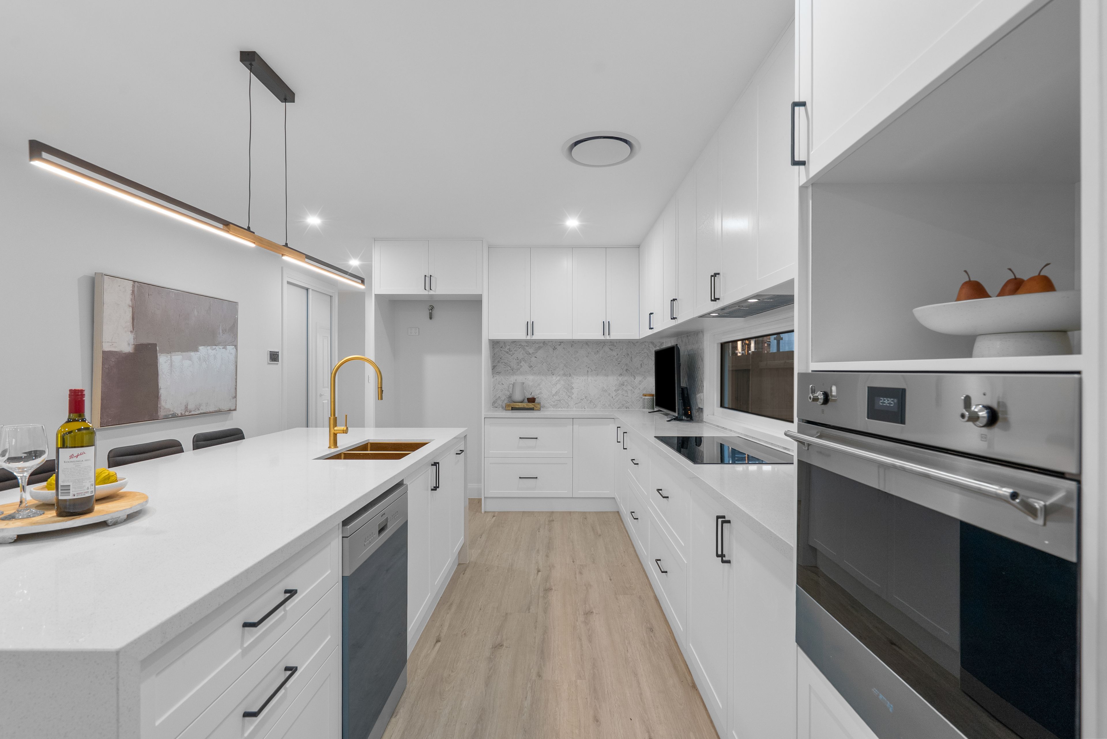 18 Yarrabin Street, Coorparoo, QLD 4151