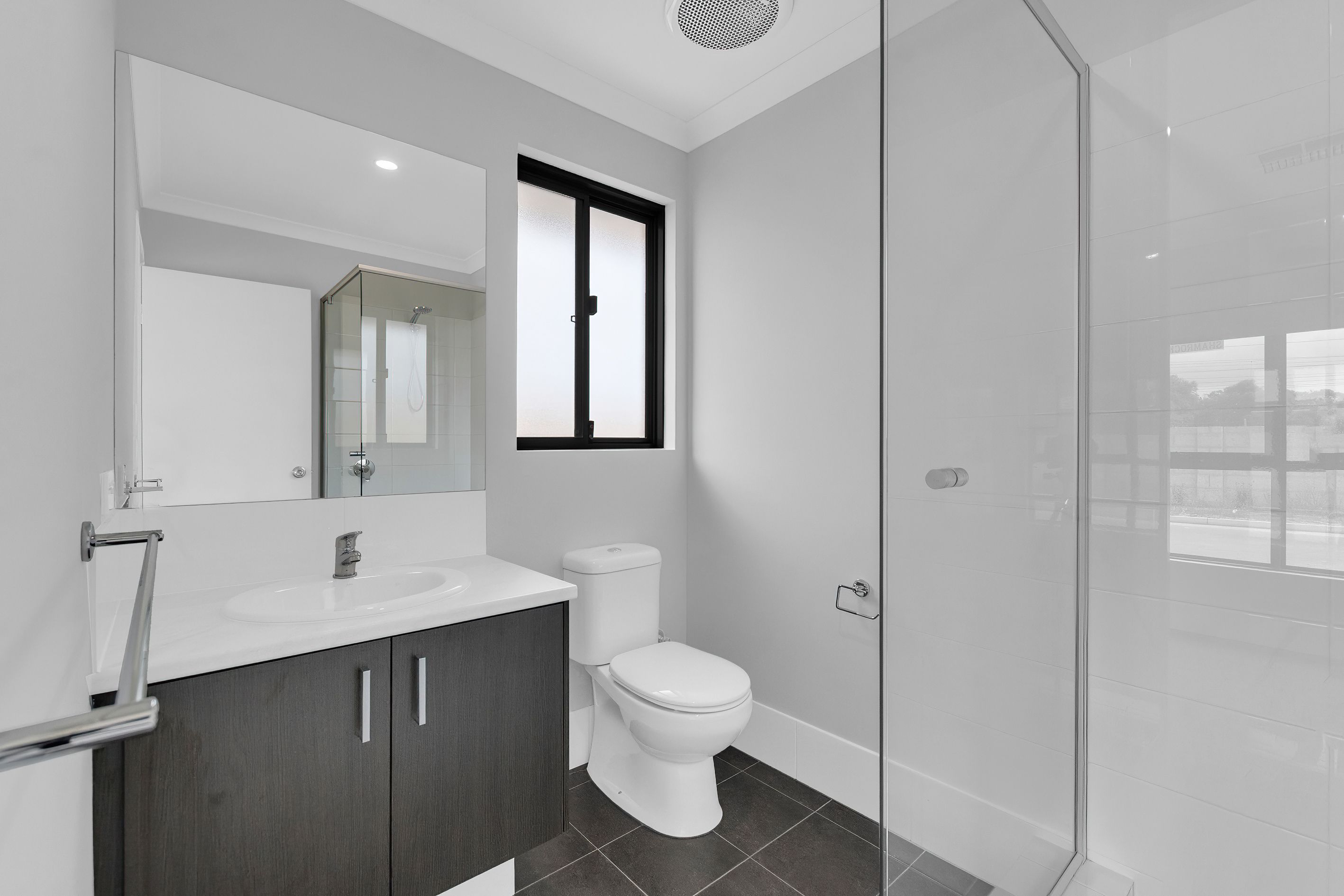 17 Shamrock Avenue — photo 11 of 19