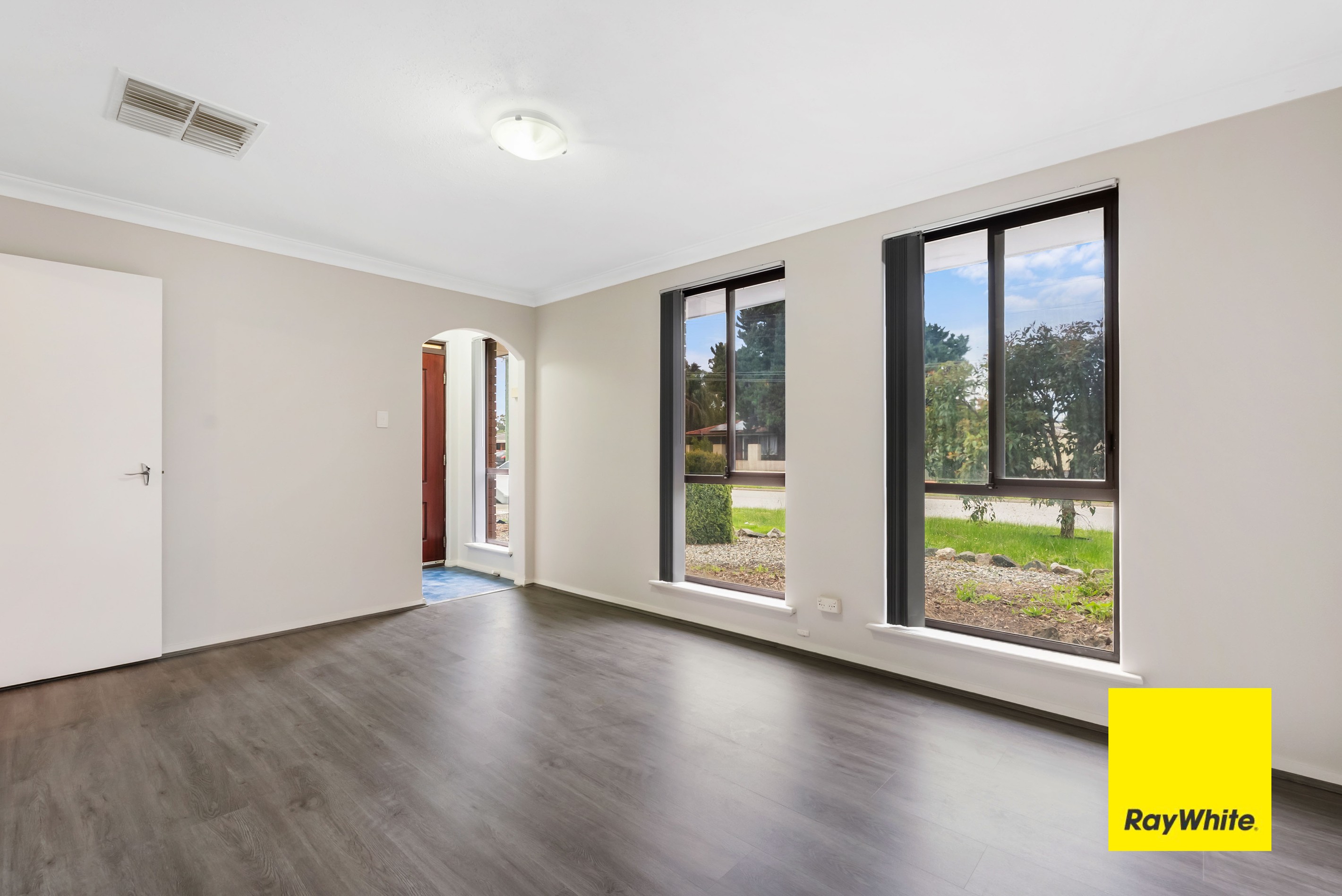 6 Shetland Road, Camillo, WA 6111