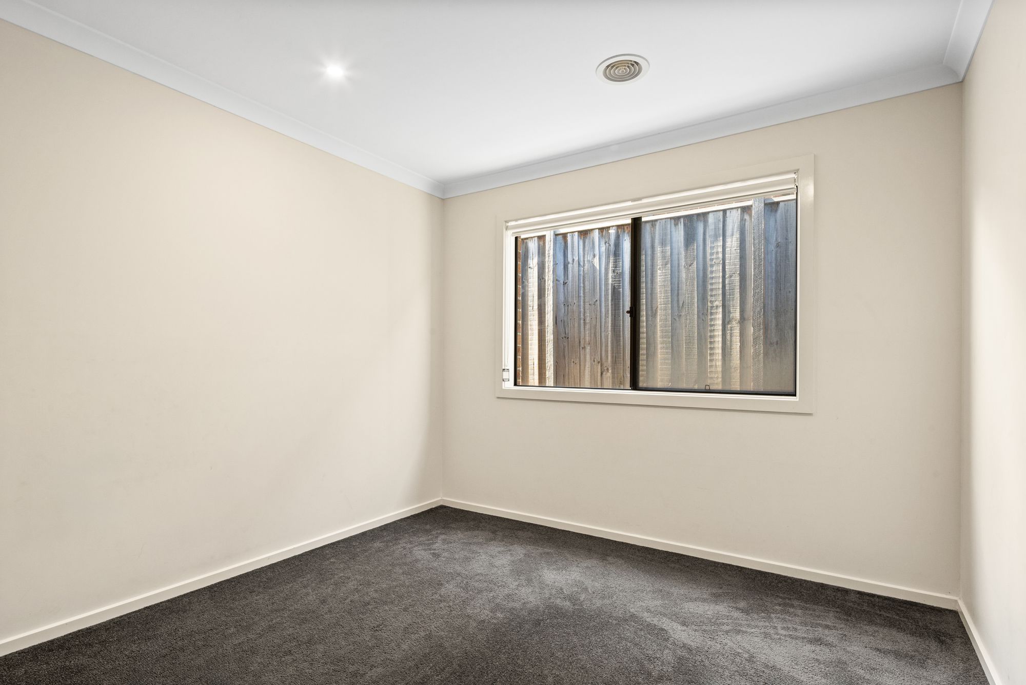 37 Viewbright Road — photo 12 of 18