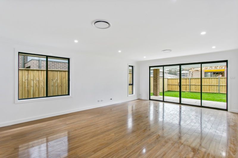29 Kingsdale Avenue, Catherine Field, NSW 2557