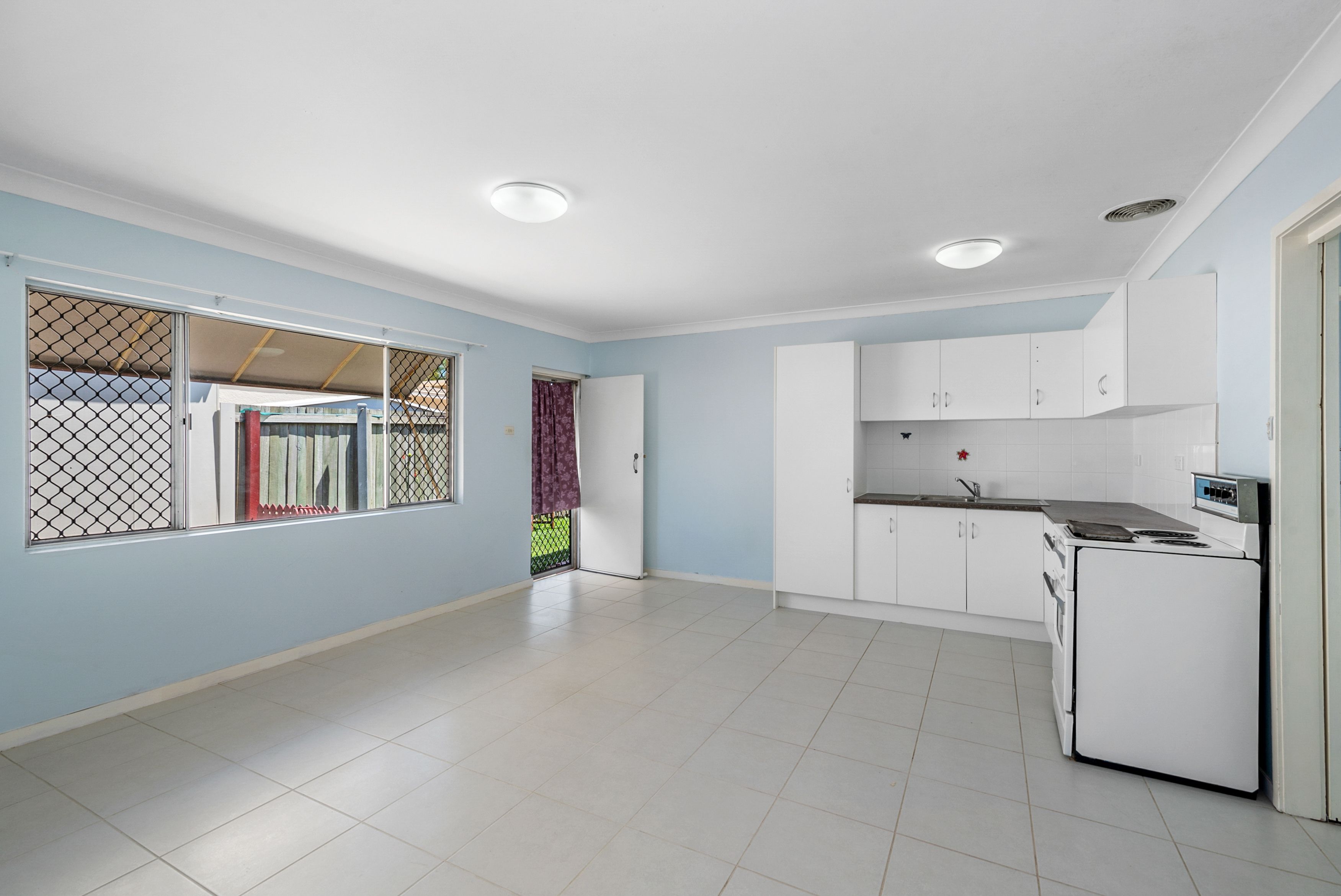 1/22 Hardiman Street, Woody Point, QLD 4019