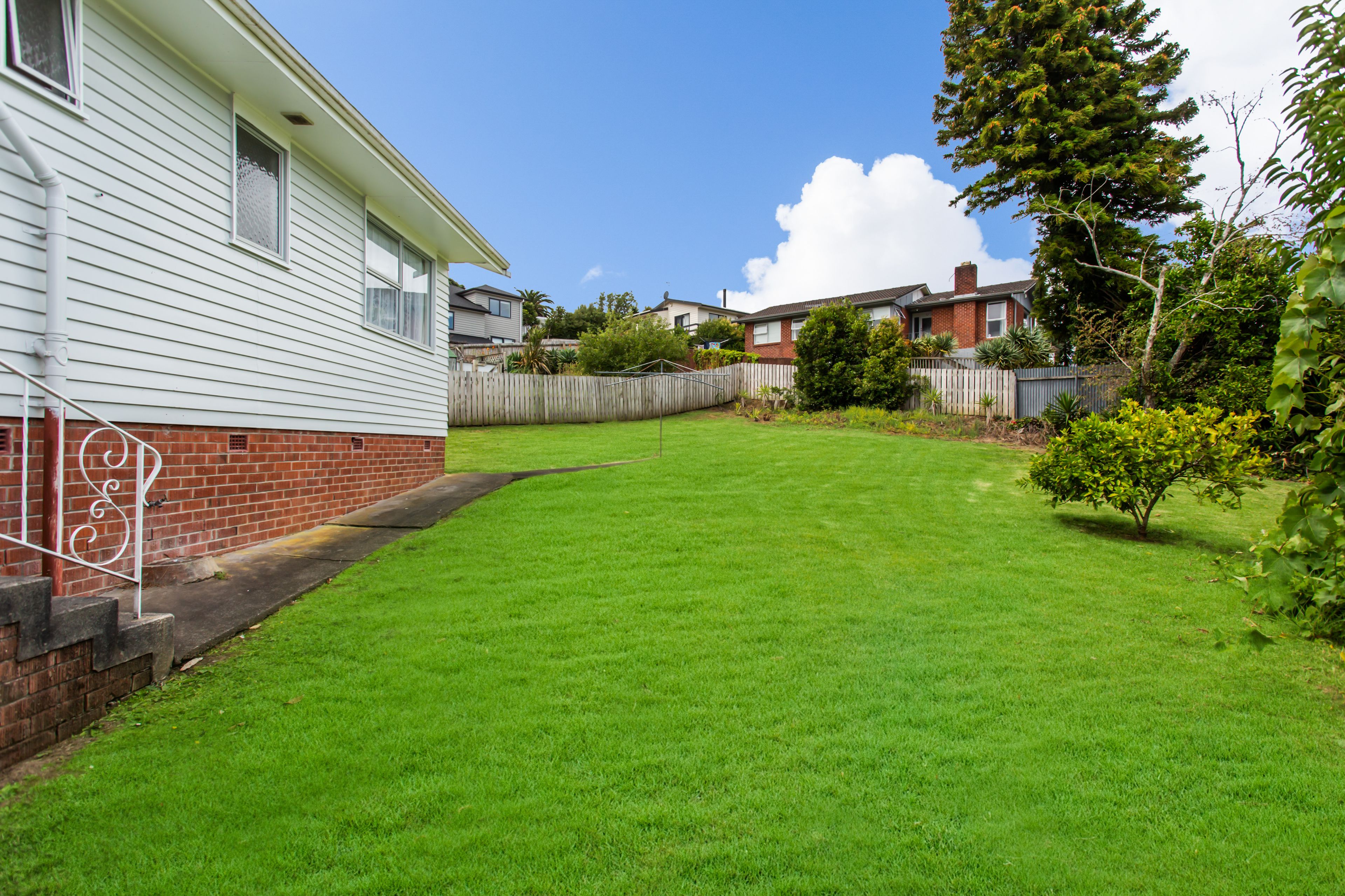 7 Verena Place, Green Bay, Waitakere City