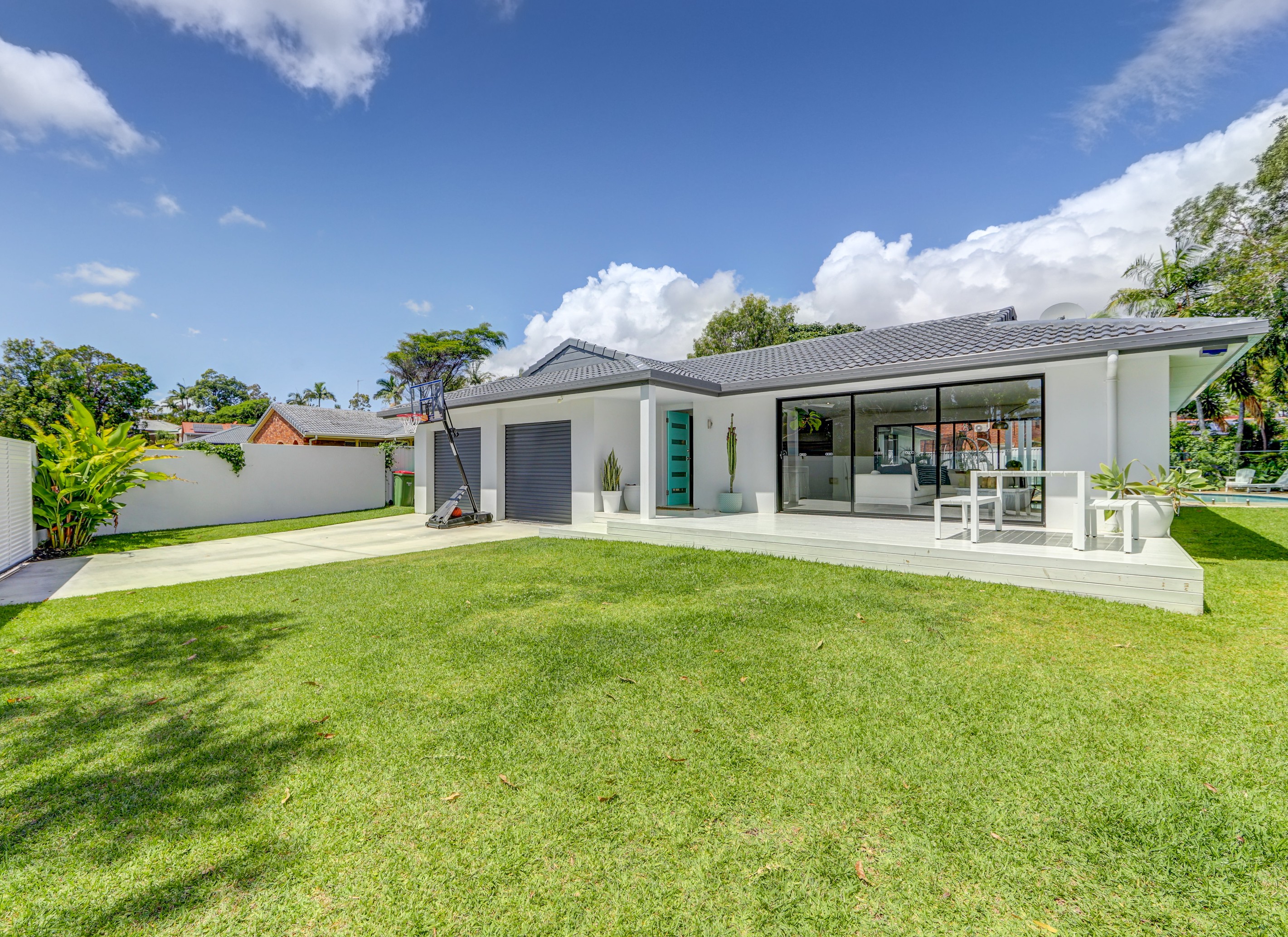 12 Queenscliff Crescent, Robina, QLD 4226