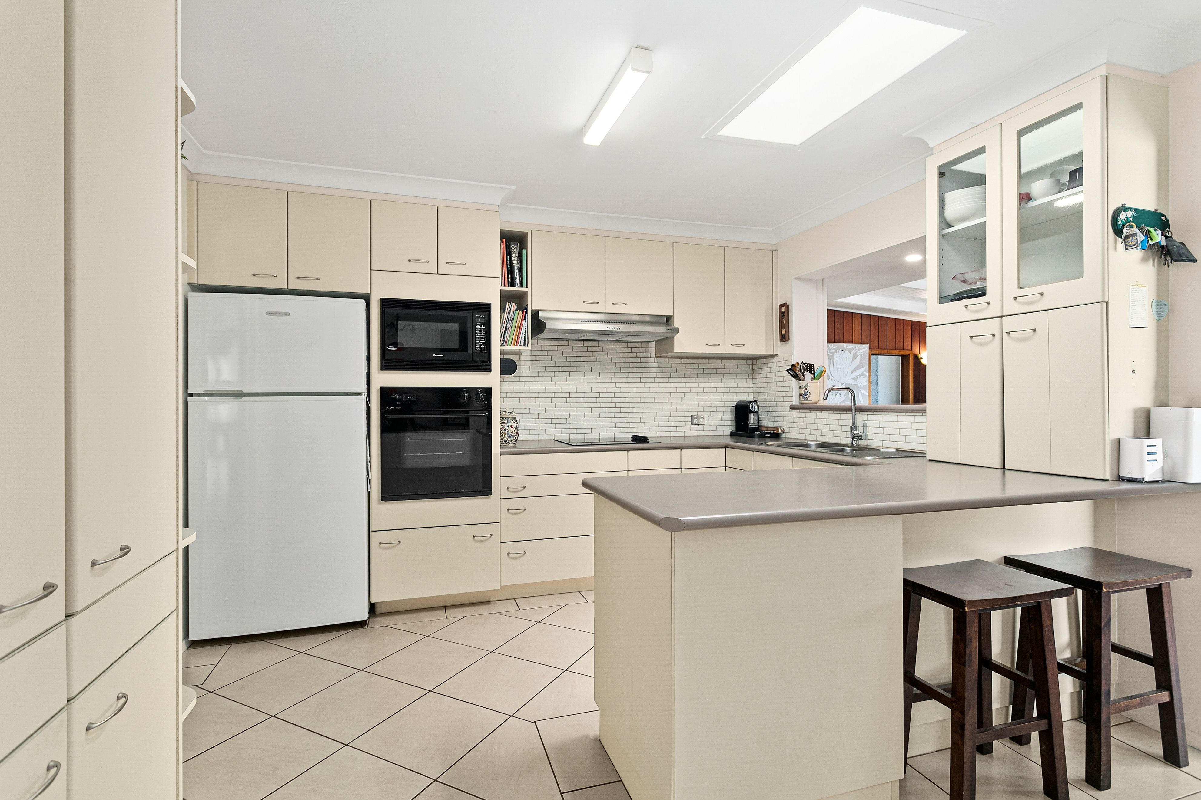 25 Robyn Road, Albion Park Rail, NSW 2527