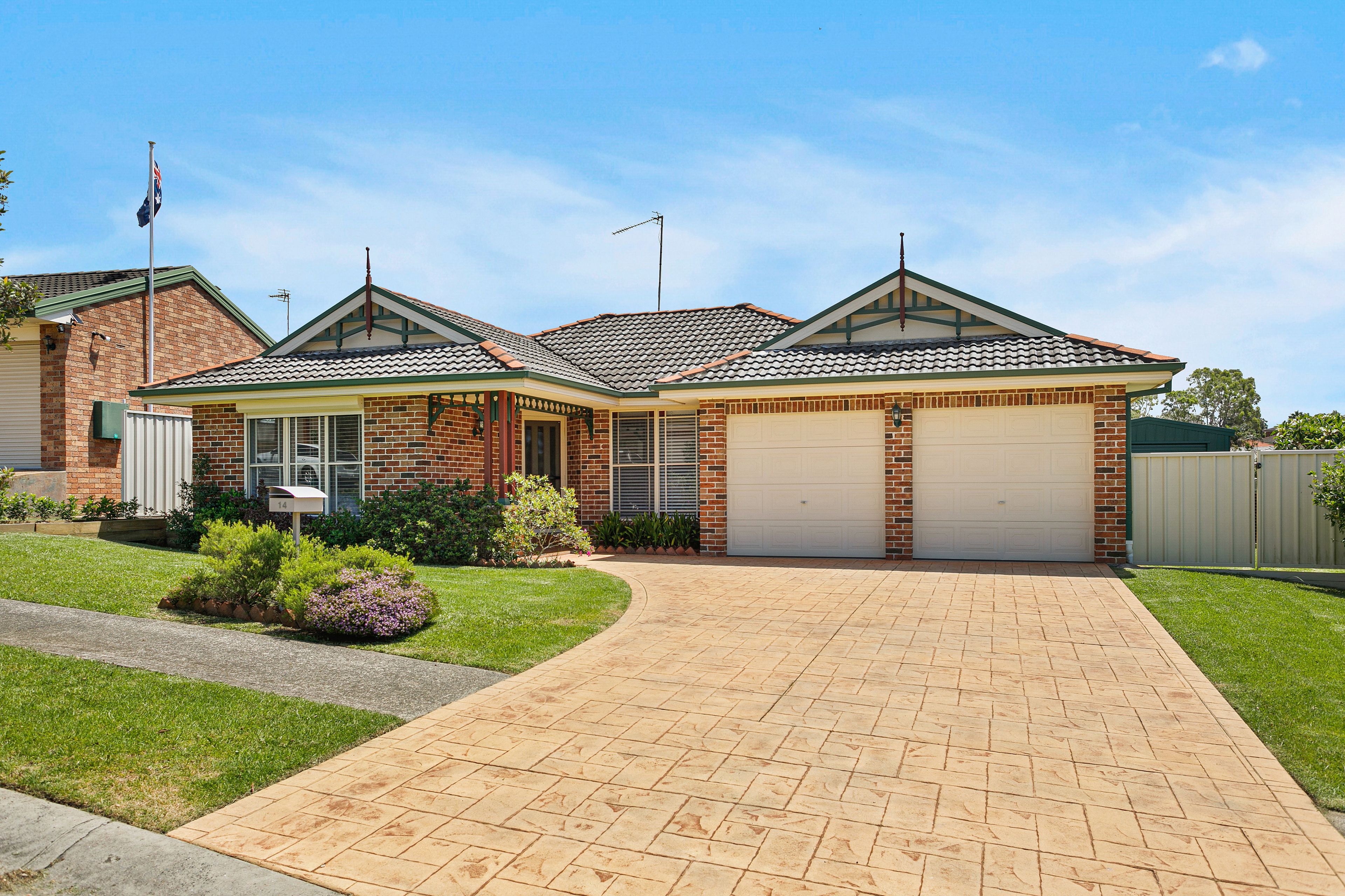 14 Fields Drive, Albion Park NSW 2527