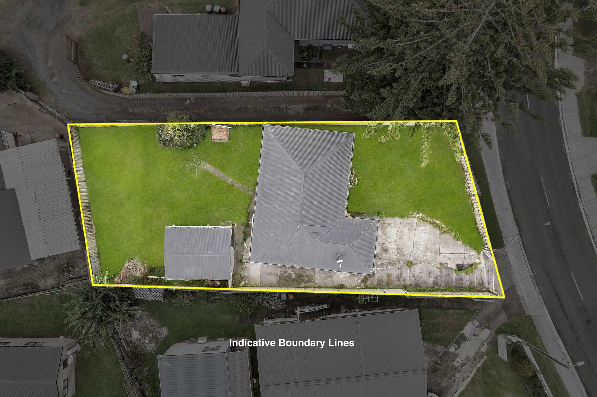 14 McLennan Road photo 0