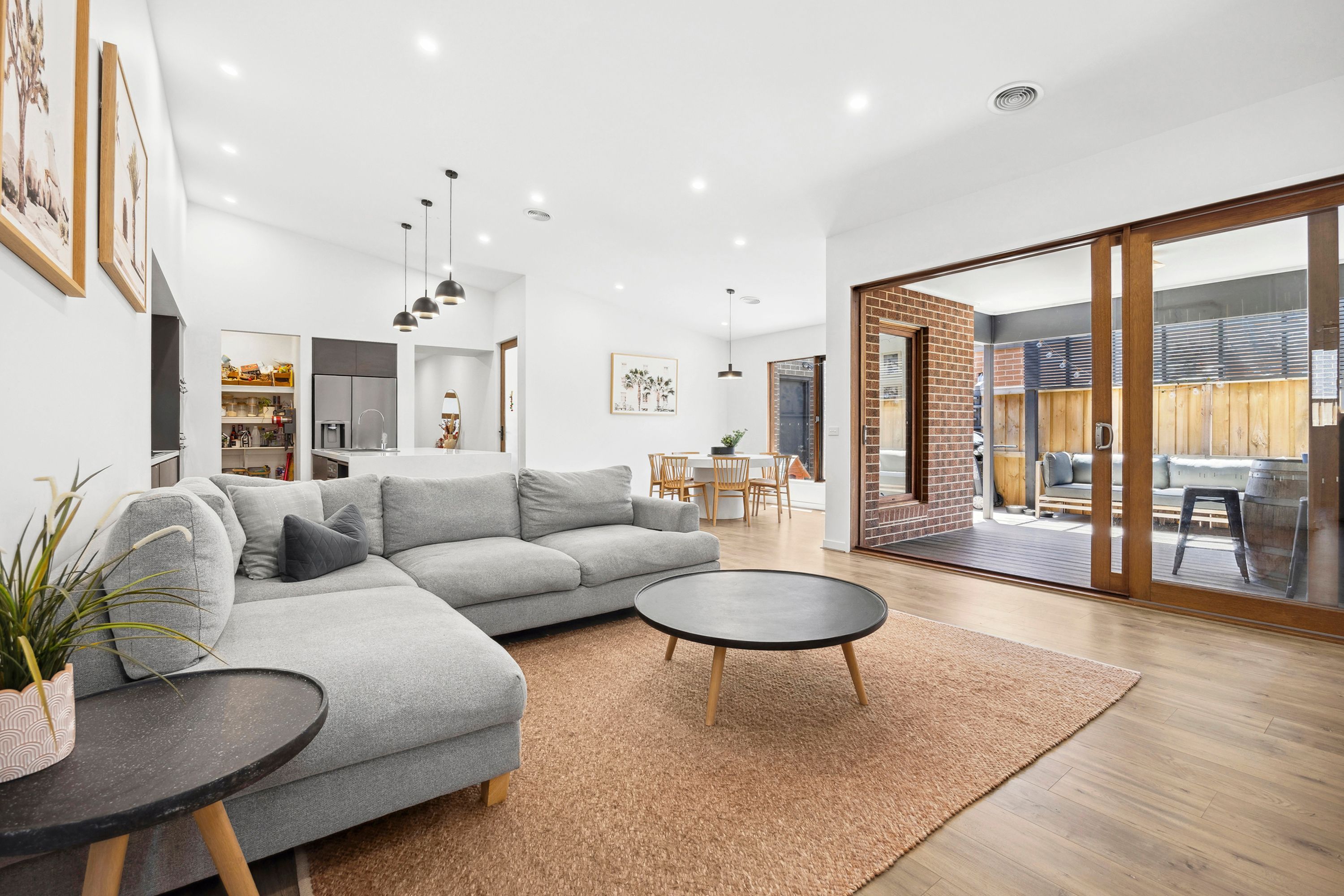 8 Brisbane Street — photo 6 of 12