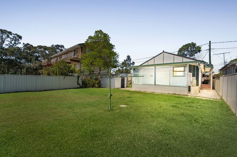 143 Great Western Highway — photo 14 of 18