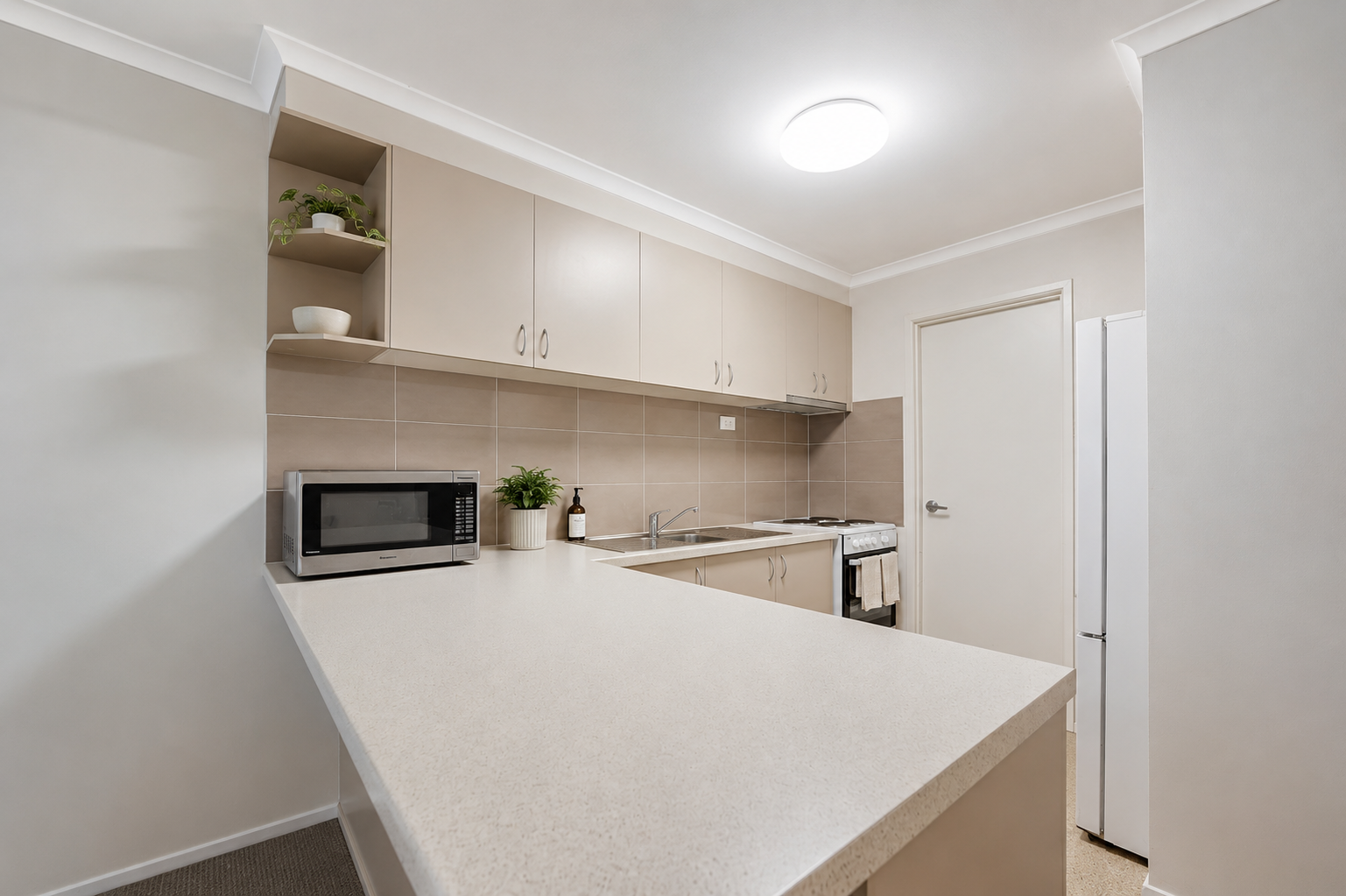 3/405 Griffith Road — photo 7 of 17