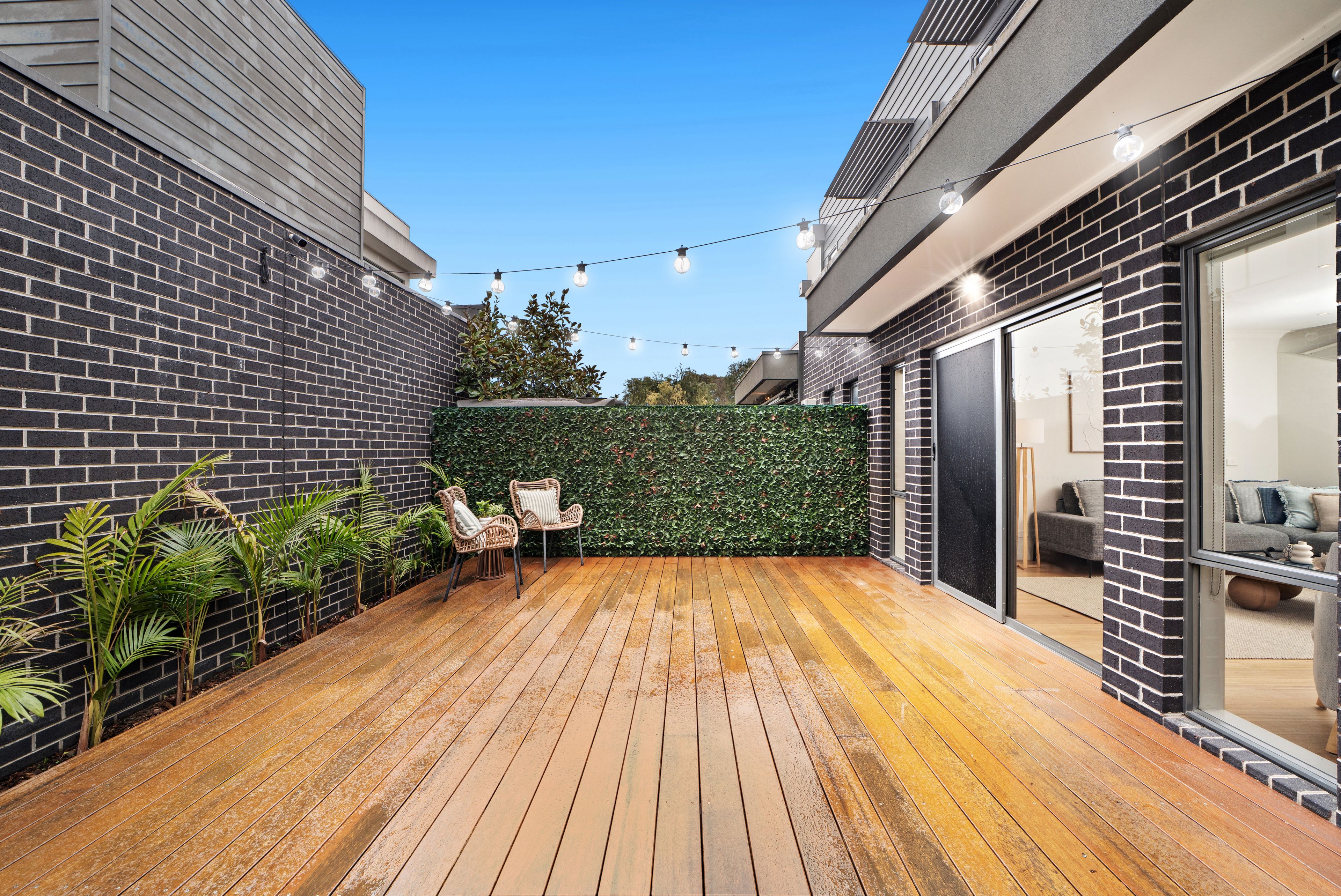 2/38 Cannes Avenue — photo 15 of 22