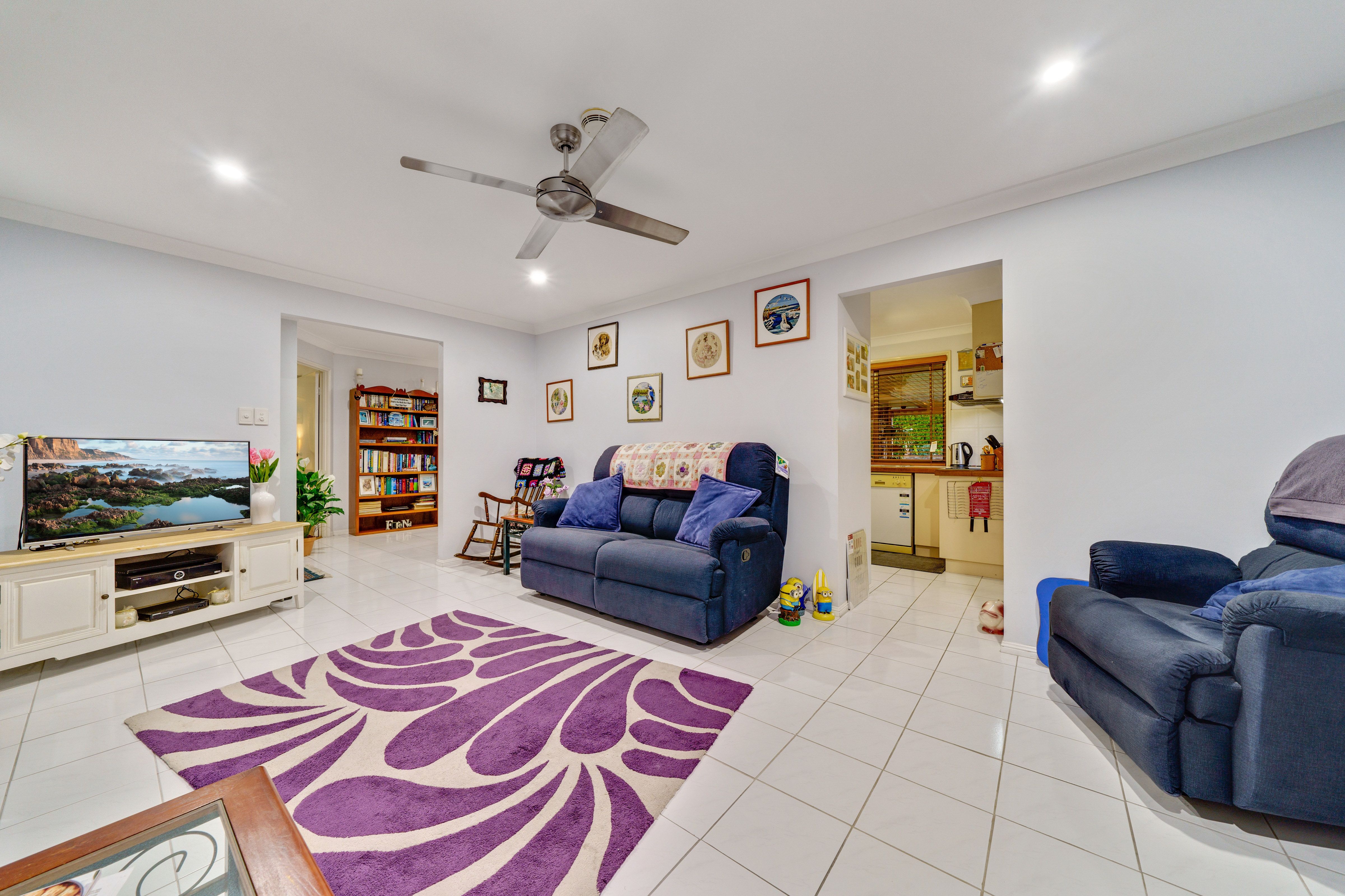 7 Olivia Court, Regents Park, QLD 4118