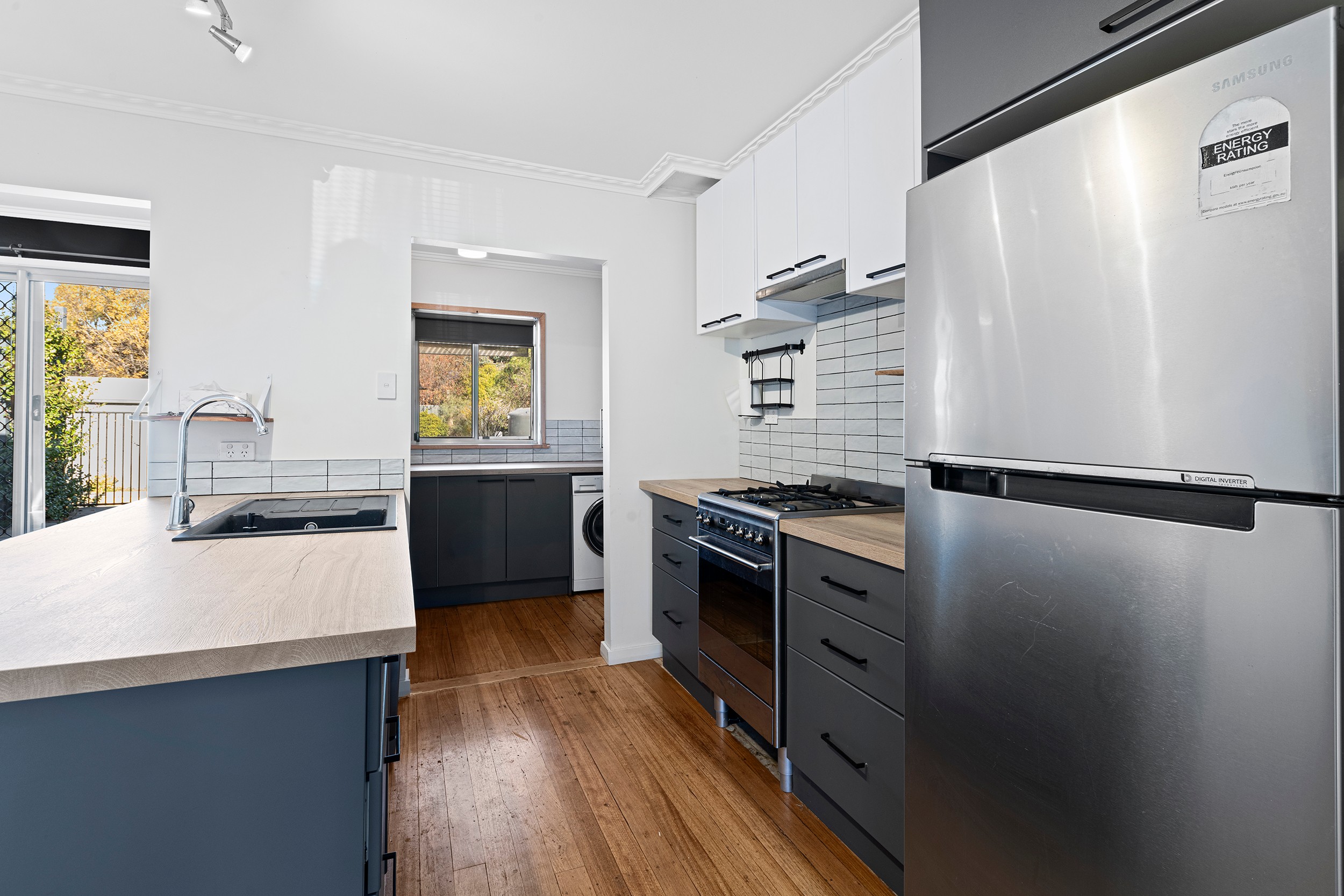 11 Wright Street, Heathcote, VIC 3523