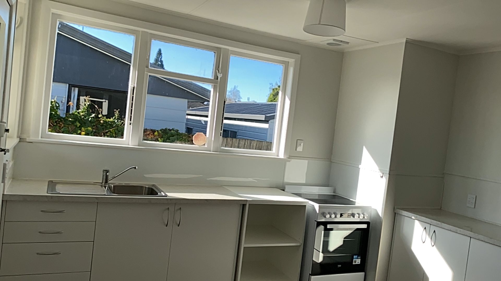9a Hockin Place, Fairfield, Hamilton City