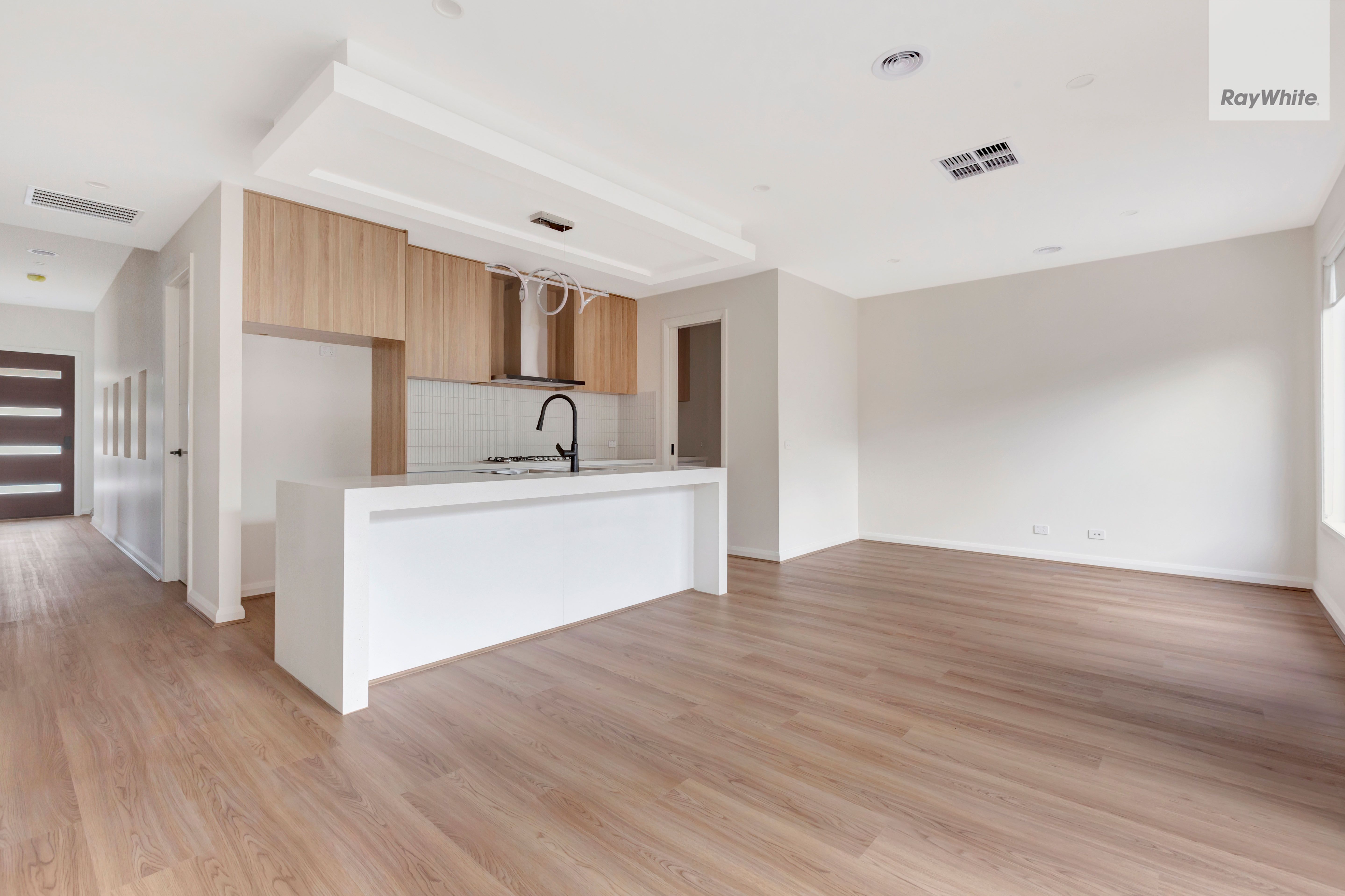 20 Rind Crescent — photo 4 of 13