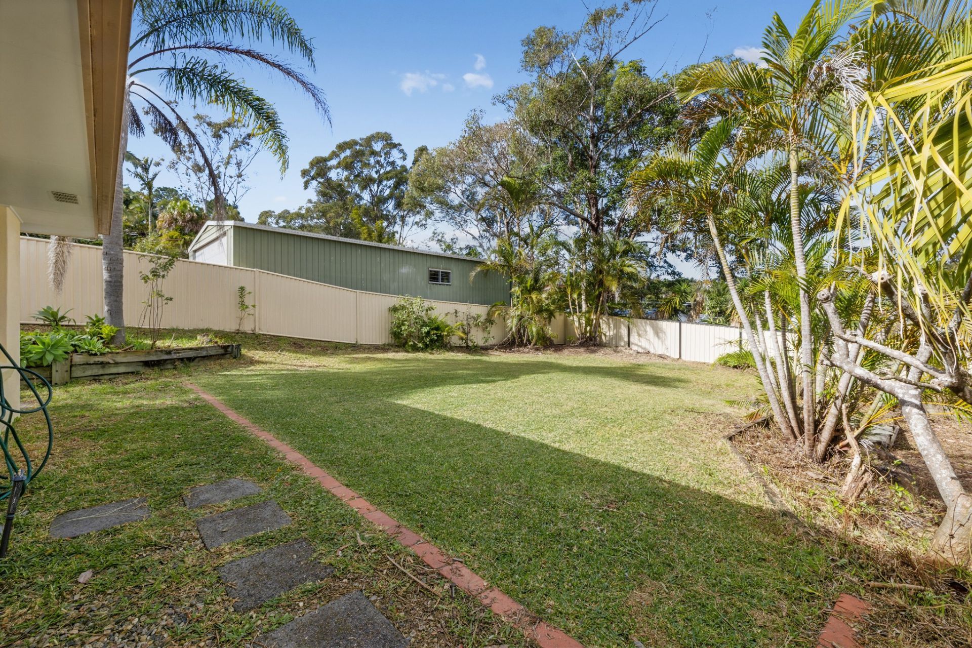 16 Voltaire Street — photo 18 of 23