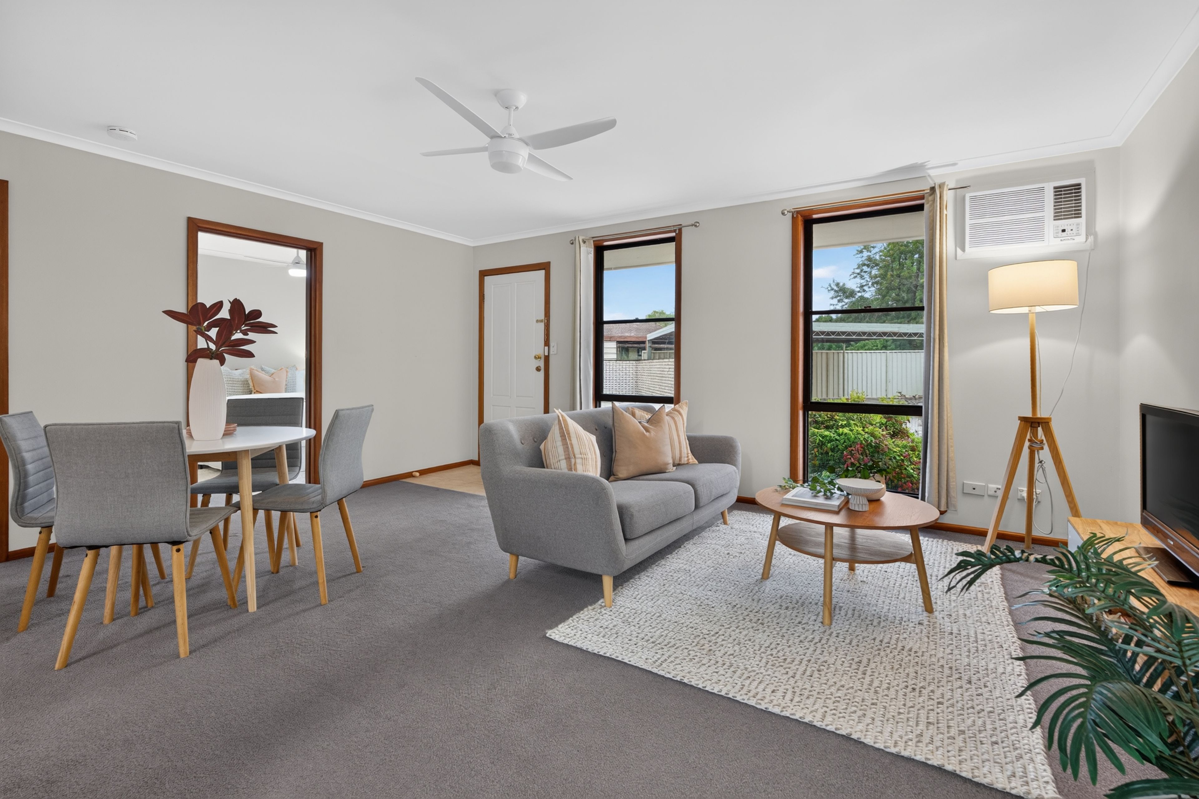 2/568 Grayfern Court — photo 6 of 18