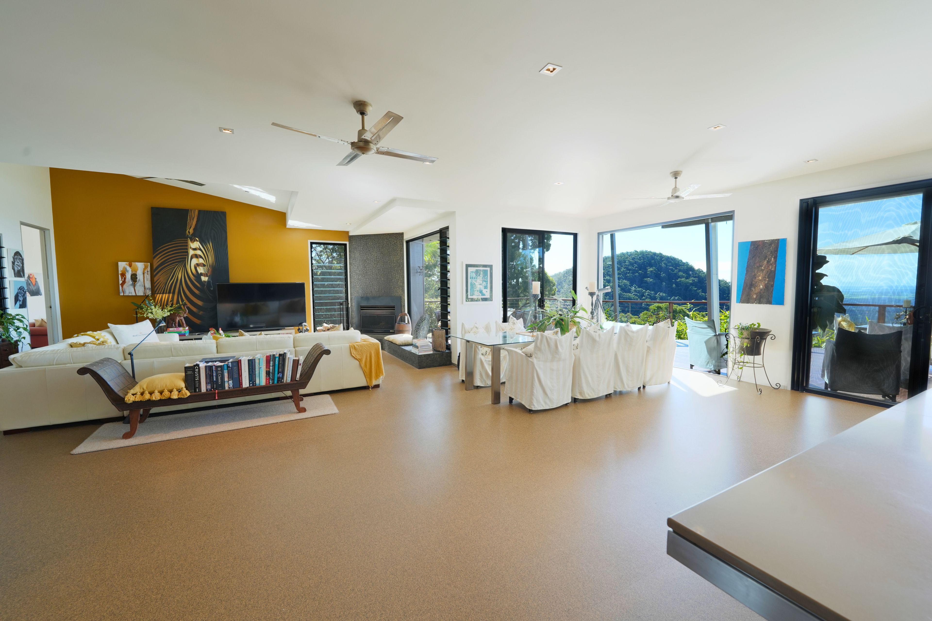 336 Wongawallan Drive — photo 3 of 30