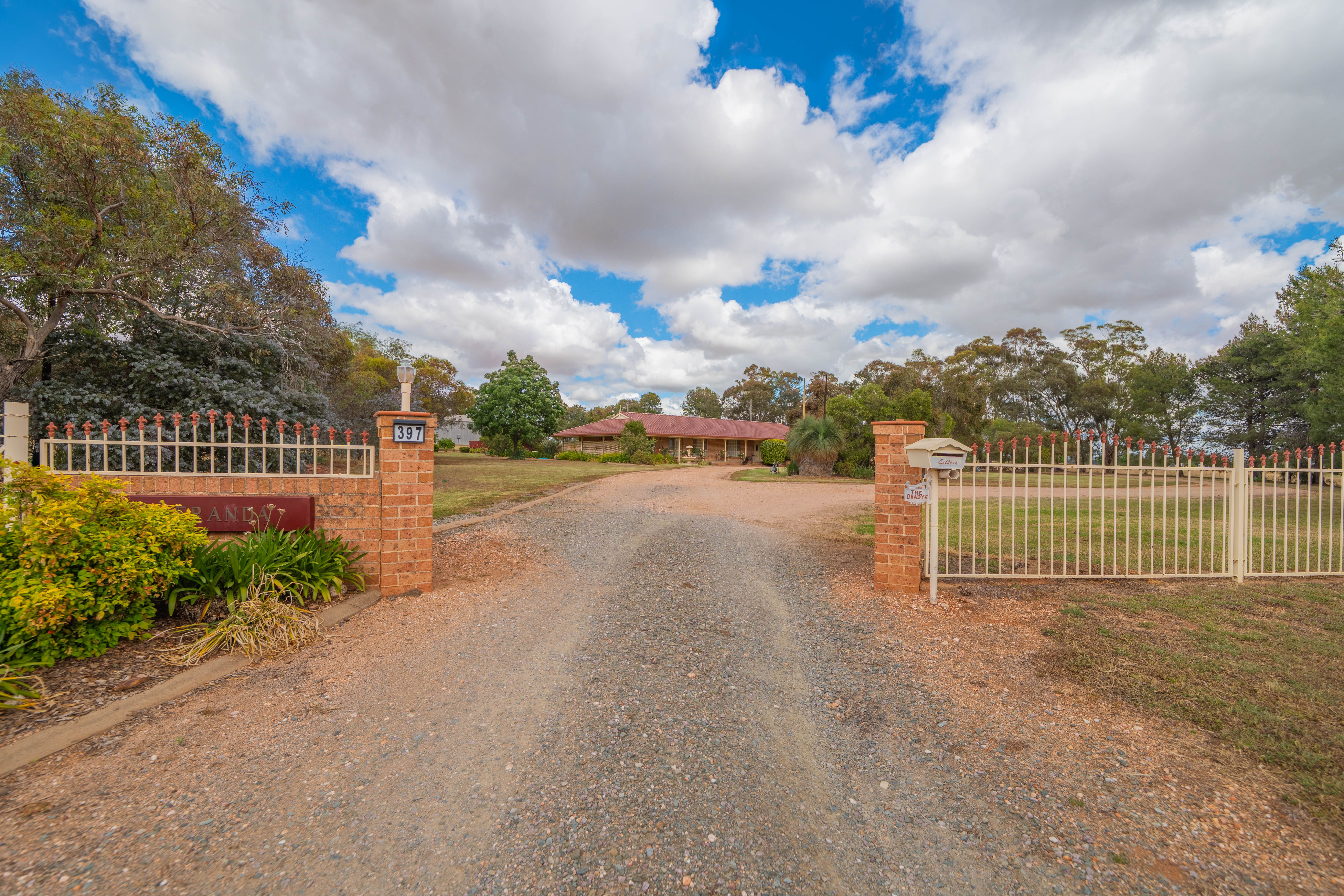 'Kimeranda' 397 Back Trundle Road — photo 4 of 30