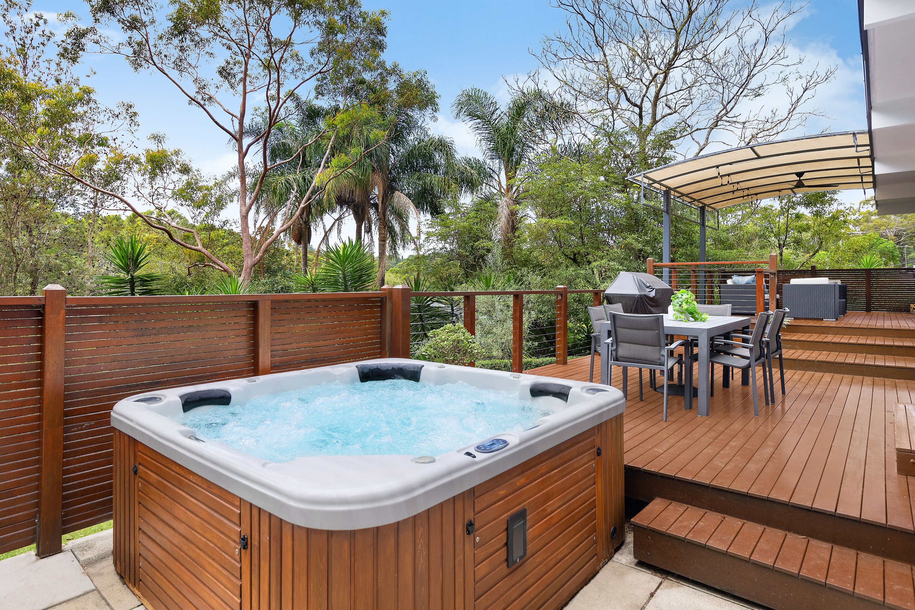 27 Hillside Avenue, St Ives, NSW 2075
