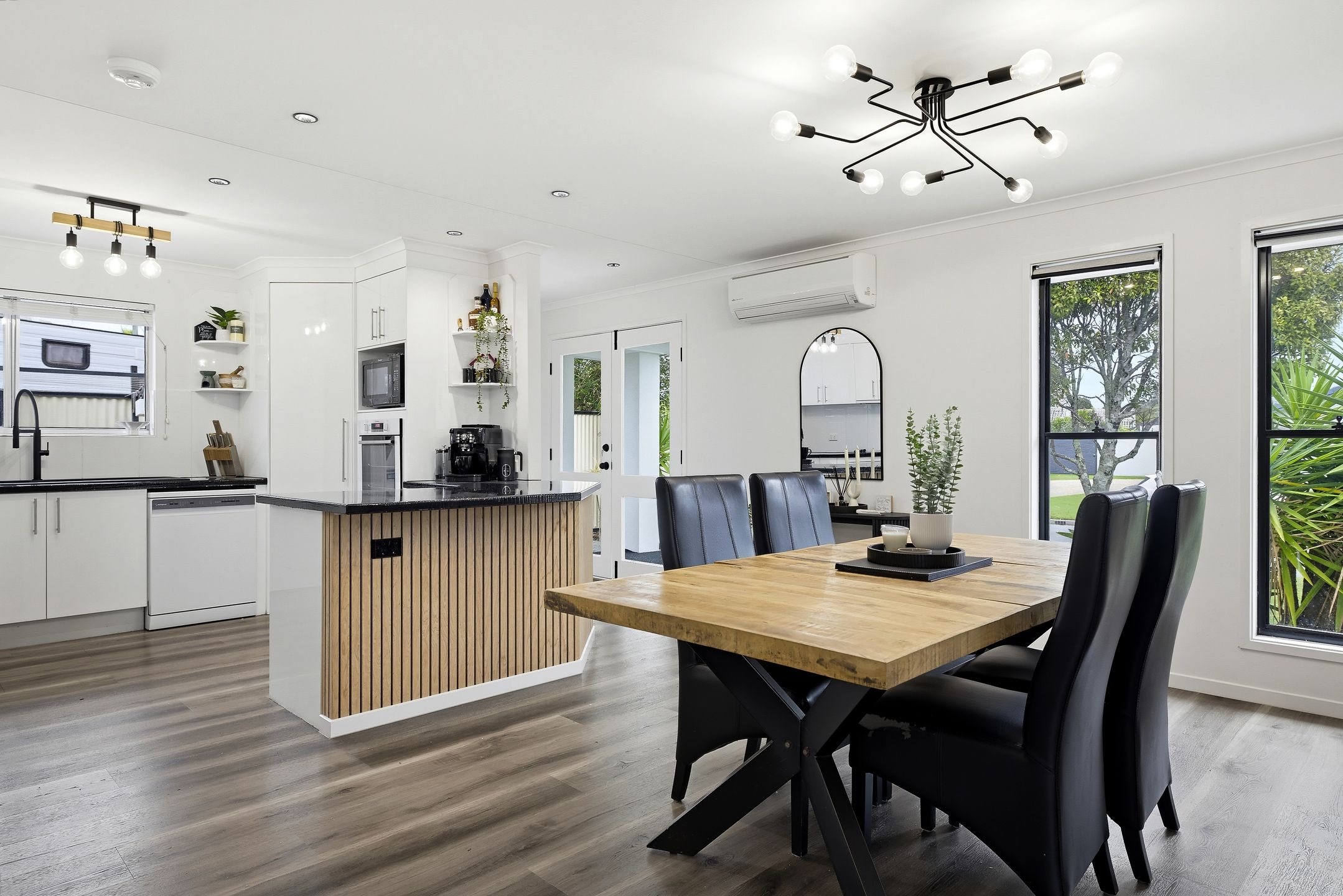 86 Baanya Street — photo 9 of 28
