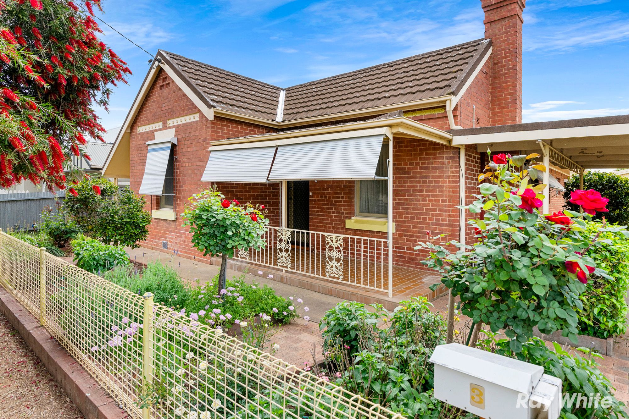 3 Darlow Street — photo from Ray White Wagga Wagga