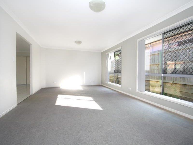 25 Gippsland Street, Calamvale, QLD 4116