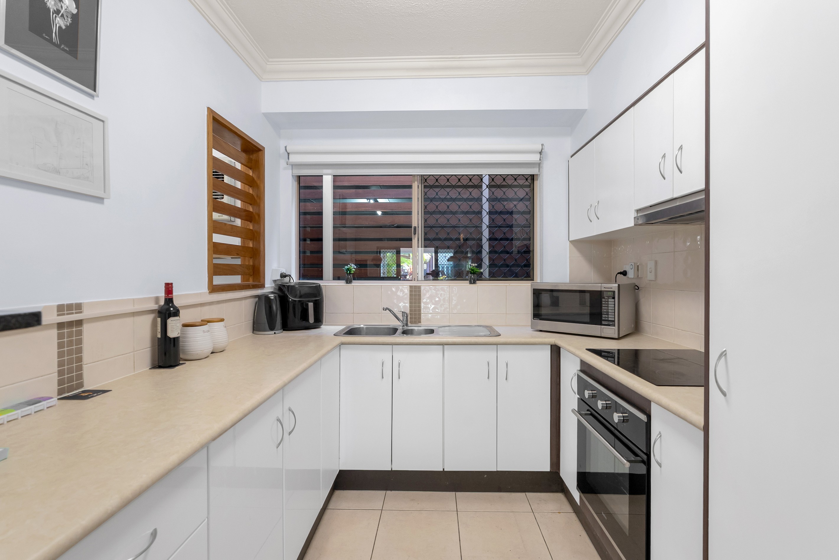 102/29-33 Springfield Crescent, Manoora, QLD 4870