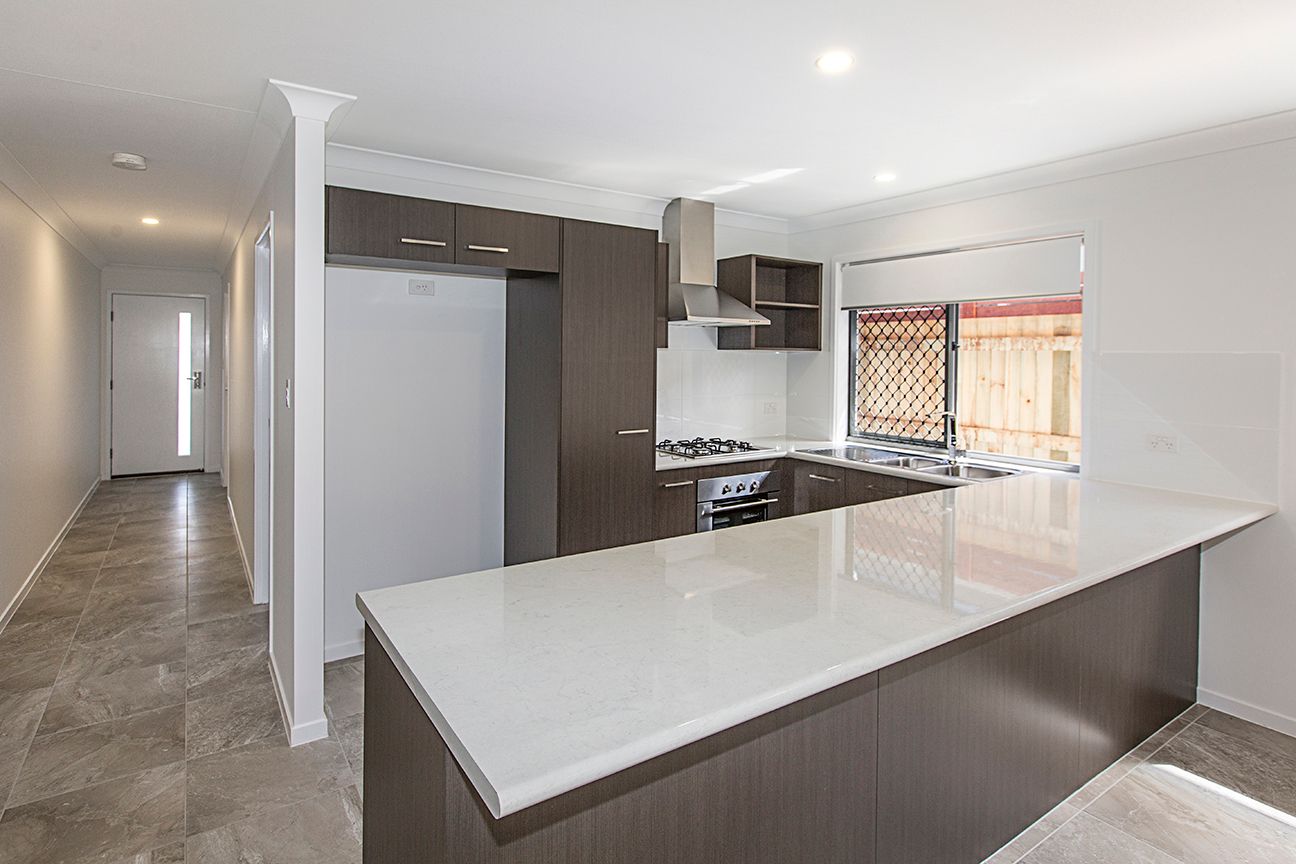 19 Molloy Street, Silkstone, QLD 4304