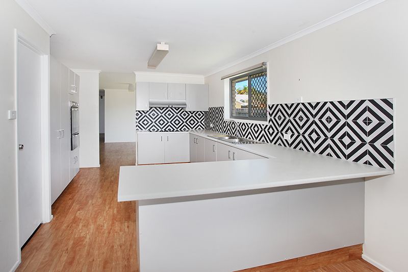 14 Minkara Street, Warana, QLD 4575
