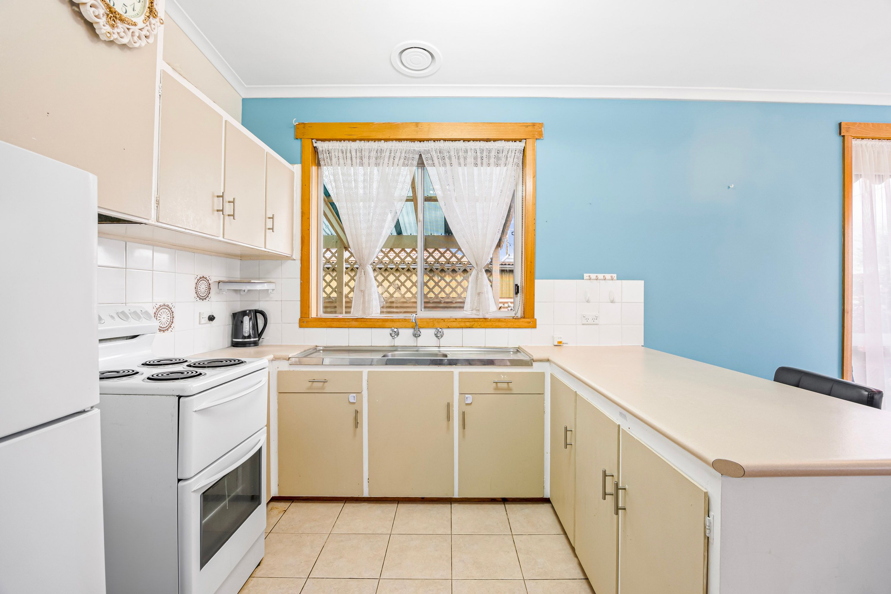6 Bruce Drive, Sebastopol, VIC 3356