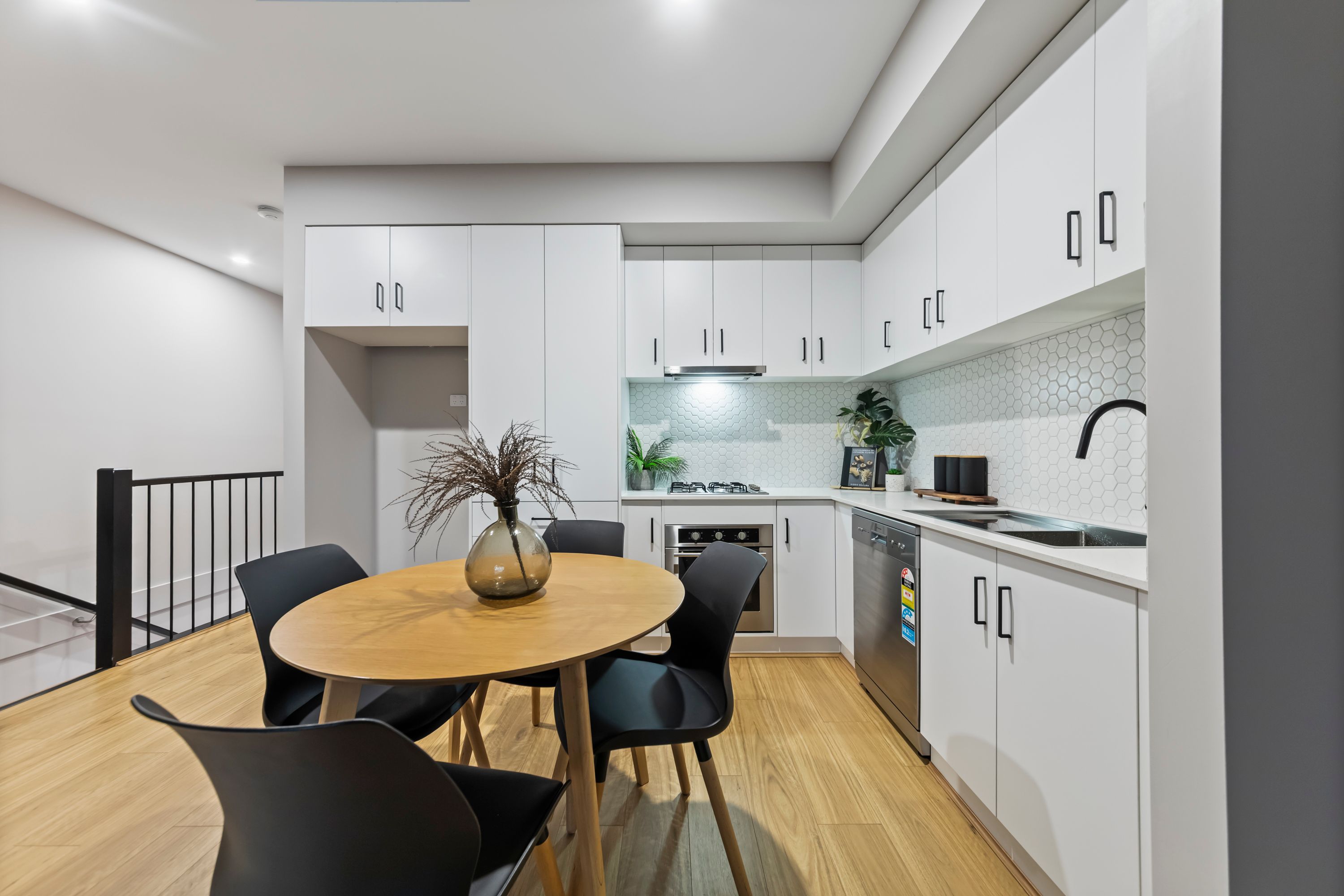 9 Hailstone Court — photo 10 of 26