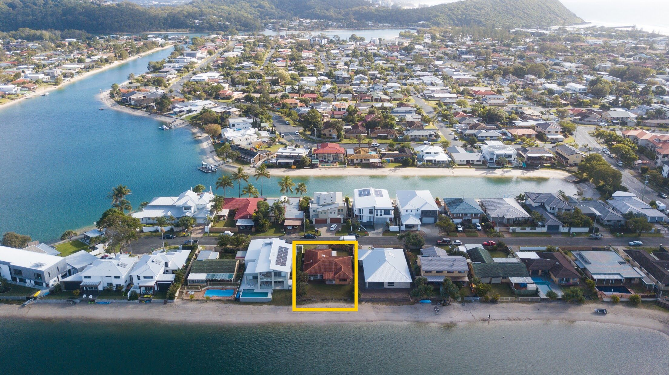 16 Marlin Court, Palm Beach QLD 4221