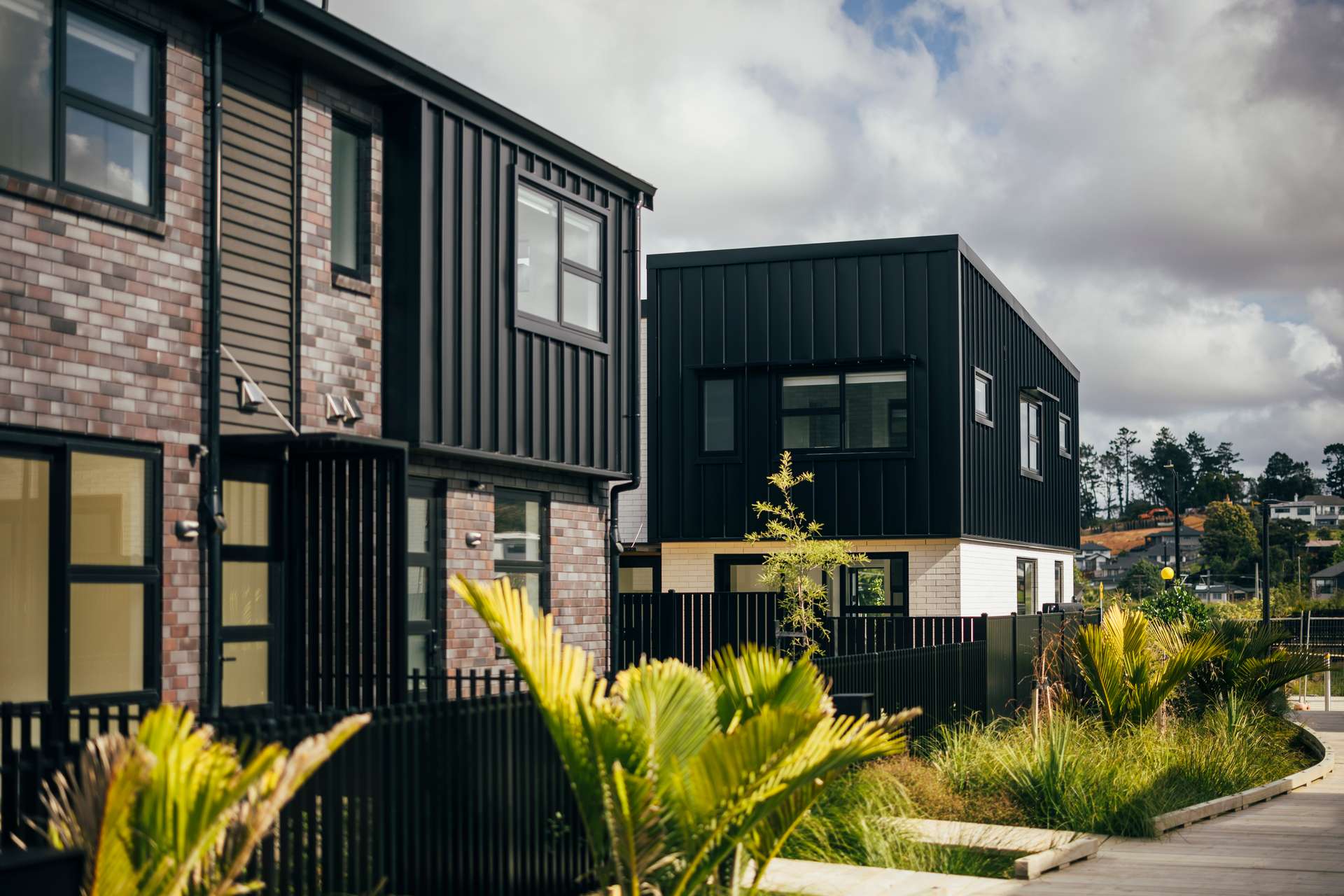 53 Yozin Road photo 1