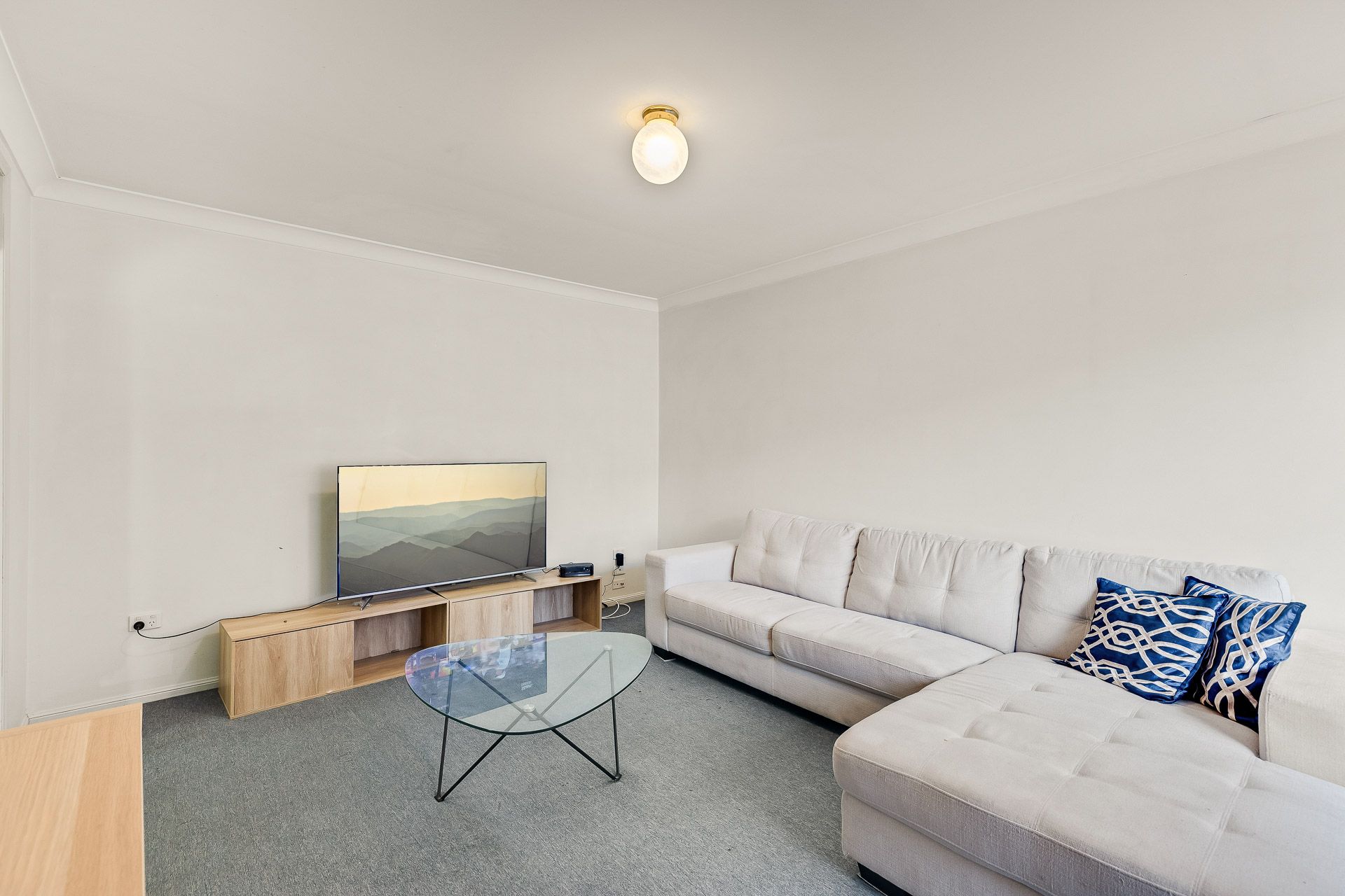 1/299 James Street, Newtown, QLD 4350