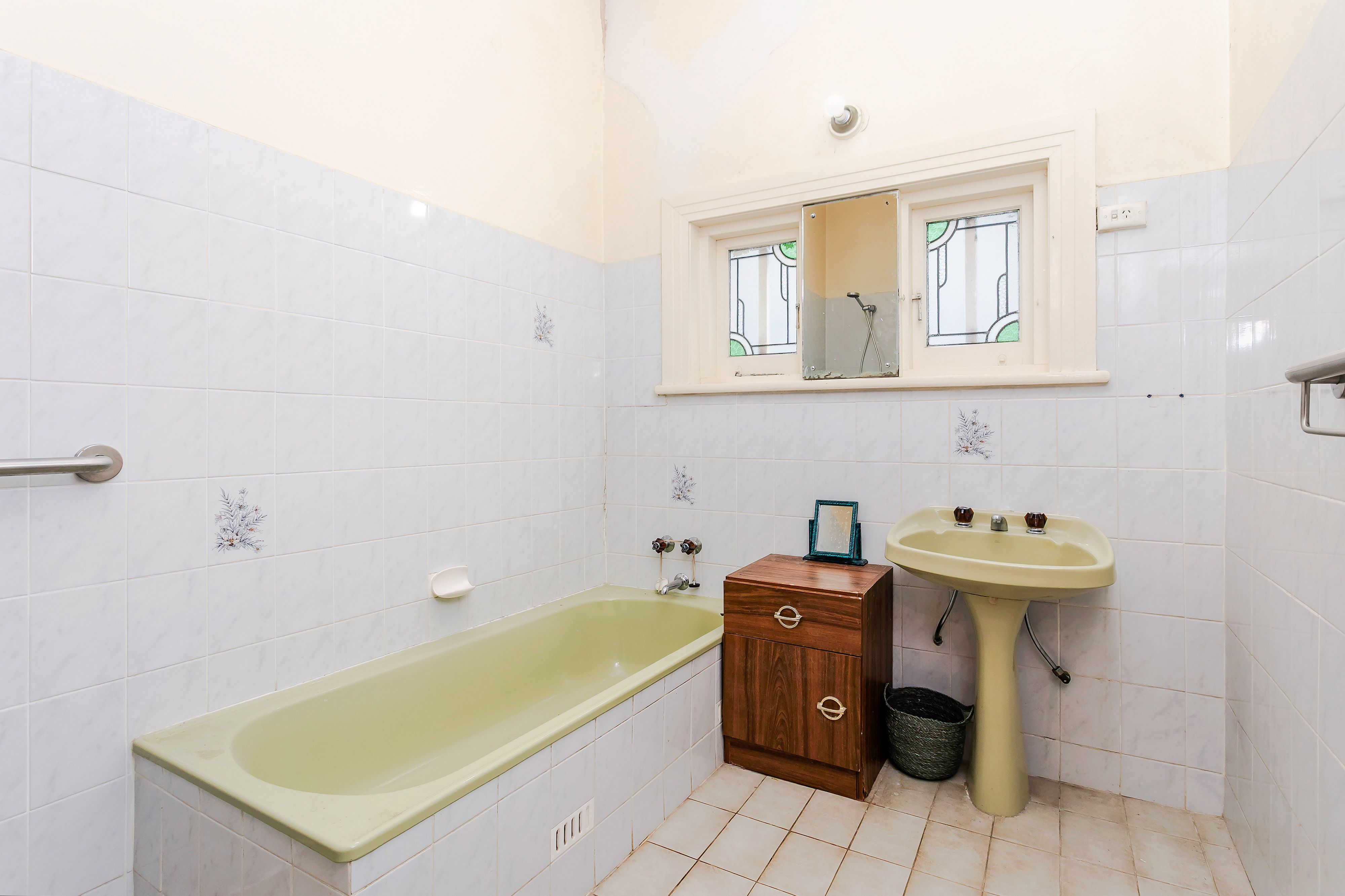 24 Galway Avenue — photo 8 of 13