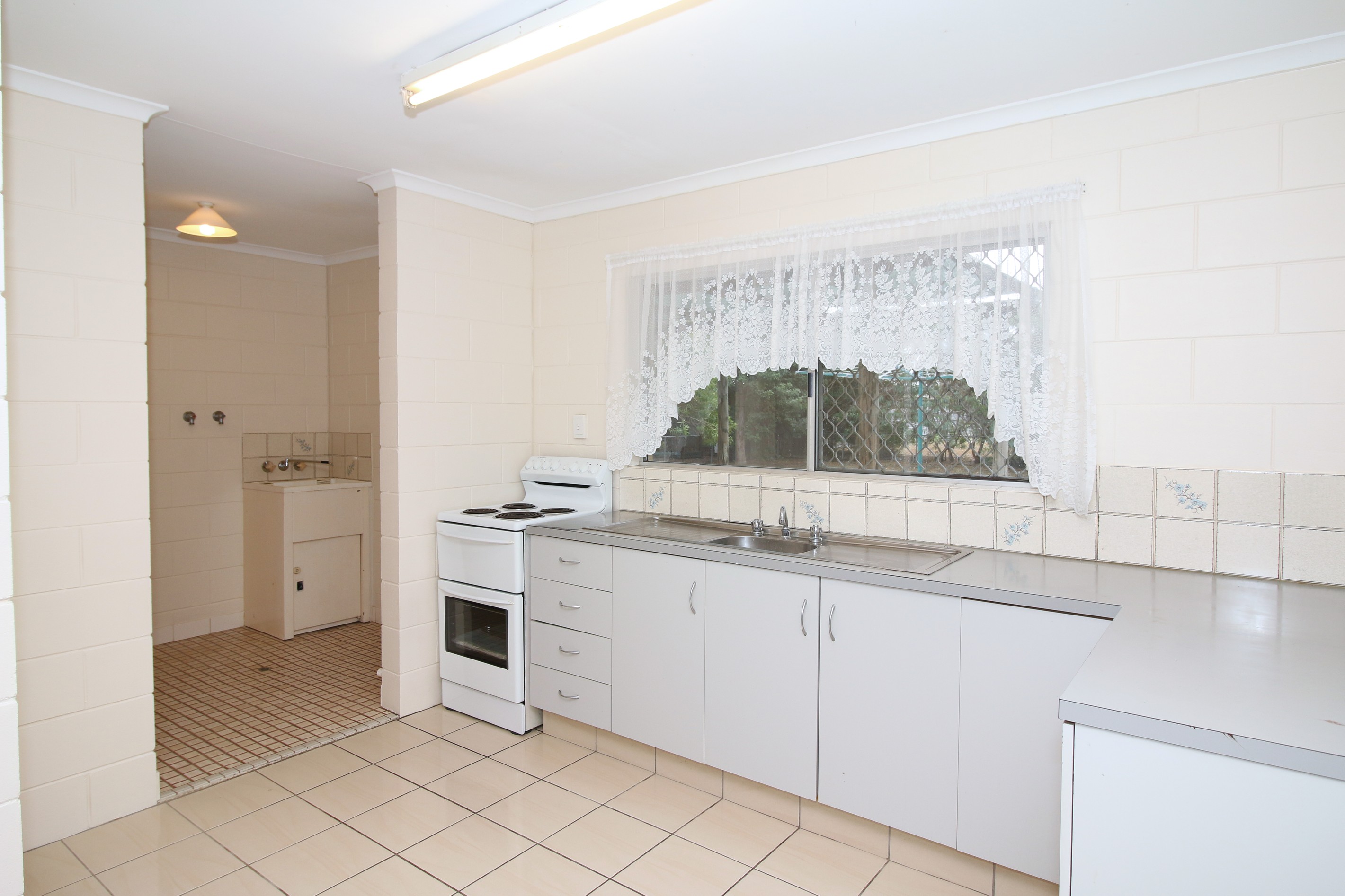 11 San Vito Crescent, Rasmussen, QLD 4815