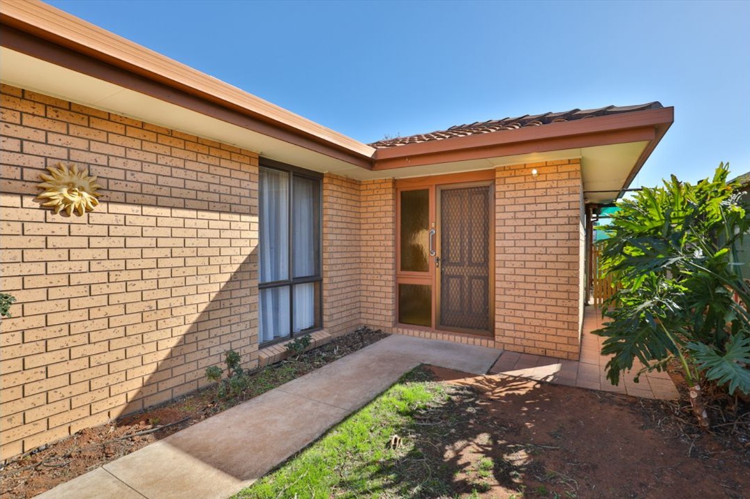 5 Elinda Court, Red Cliffs, VIC 3496