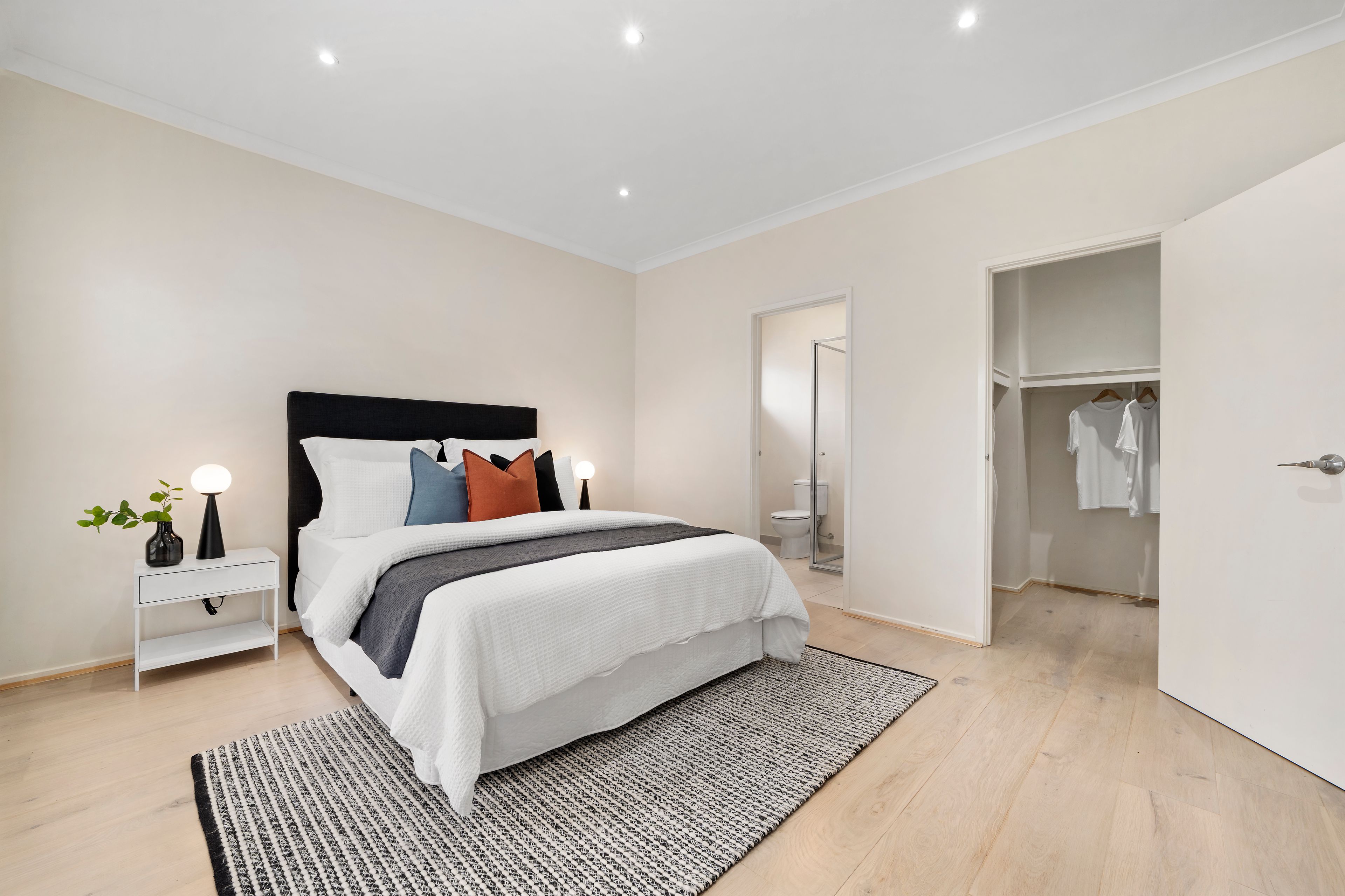 1/61 Hillview Avenue — photo 17 of 27