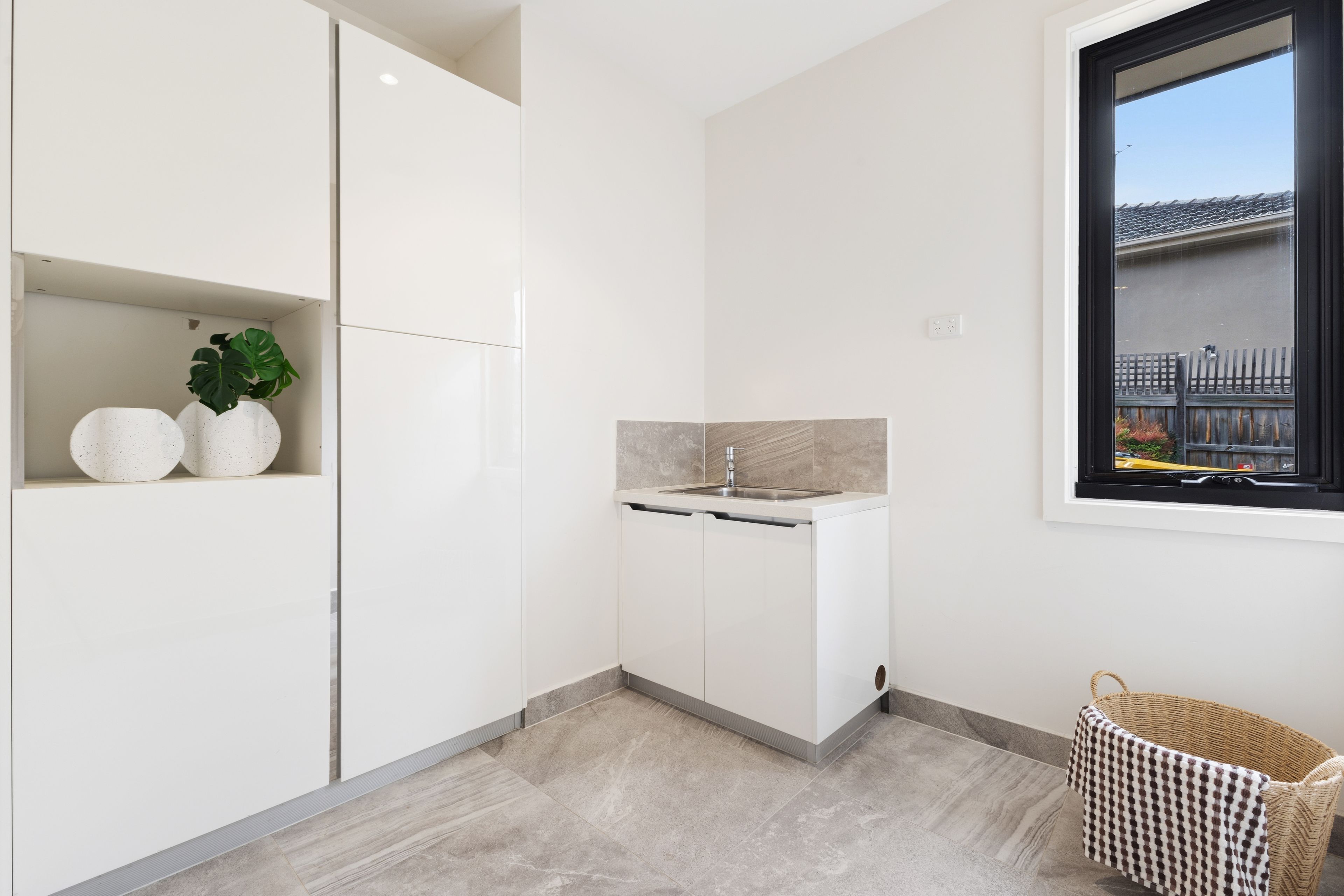 1/10 Marbray Drive — photo 15 of 18