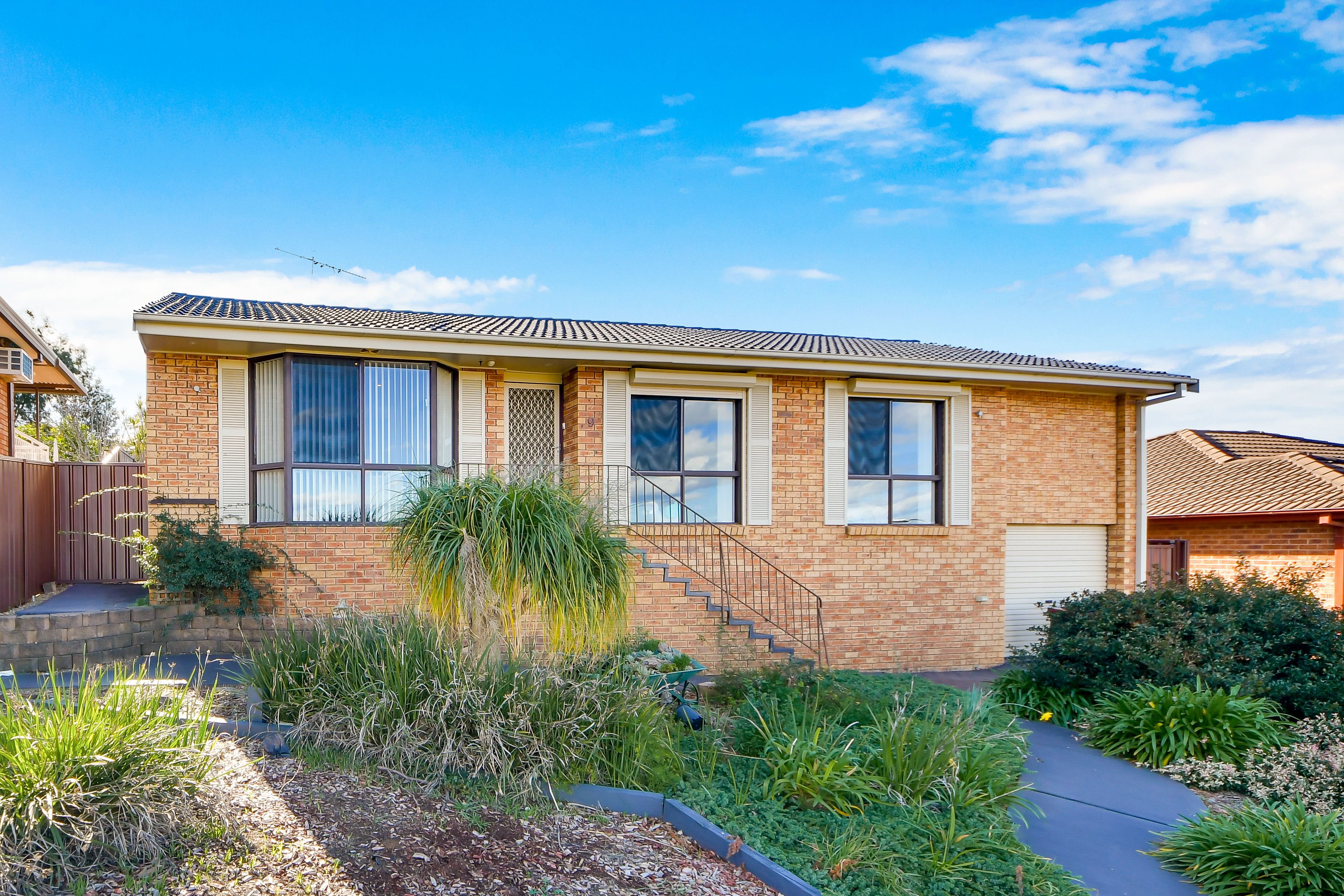 9 Moonstone Place, Eagle Vale, NSW 2558