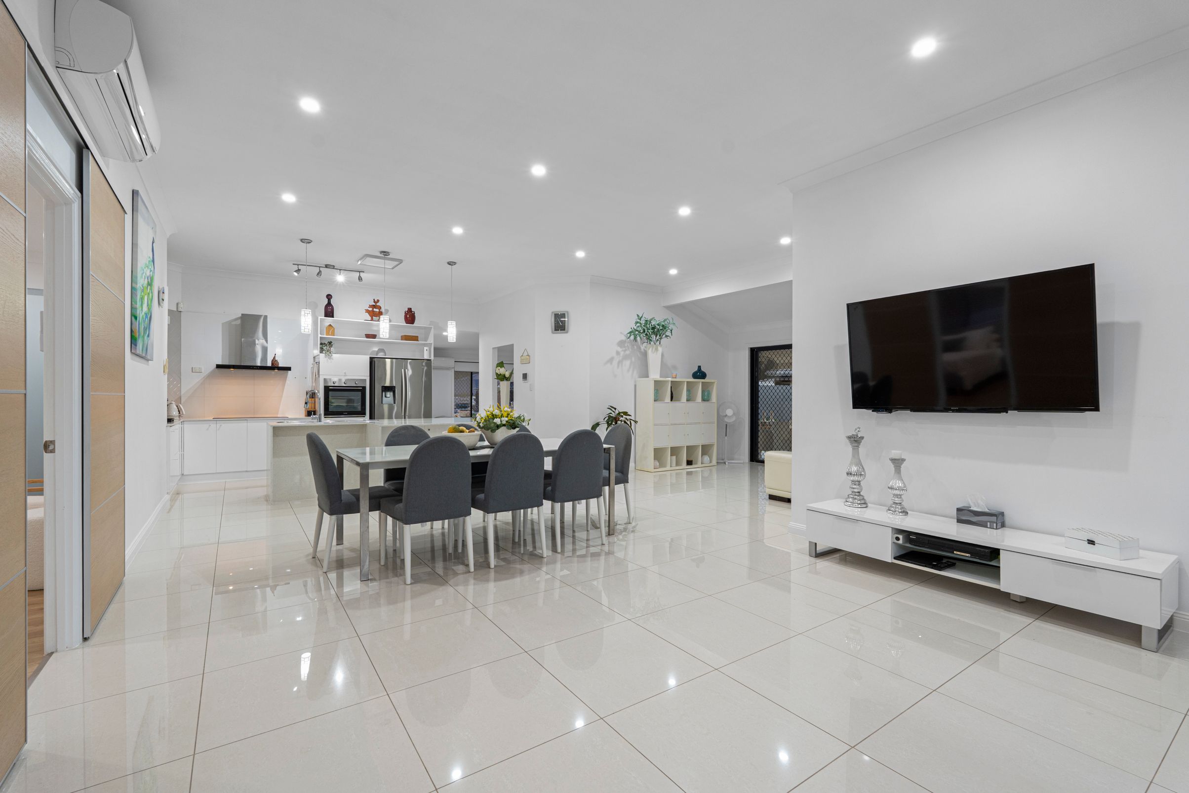 46 Dampier Crescent — photo 30 of 30