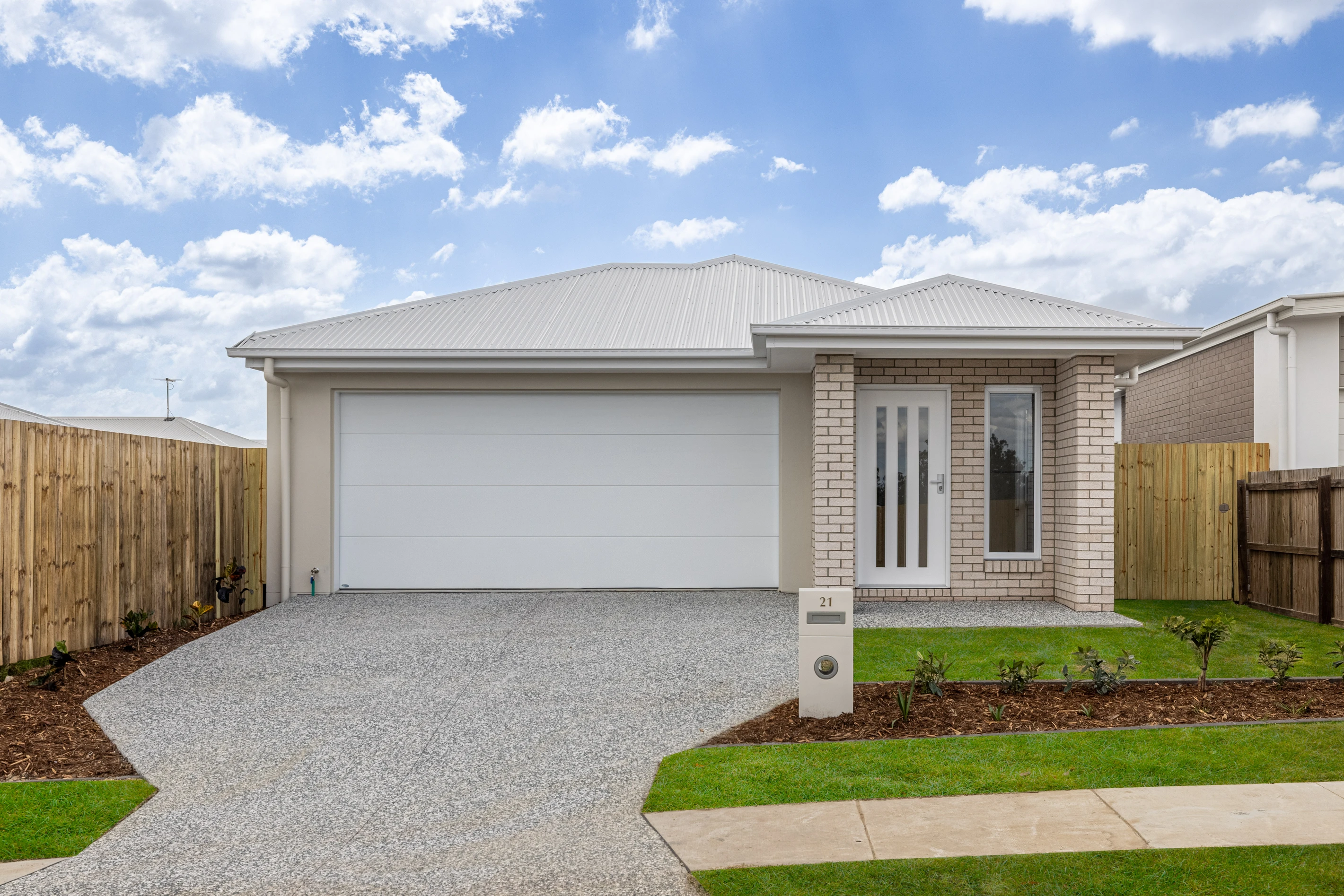 21 Jovinov Road, Greenbank, QLD 4124