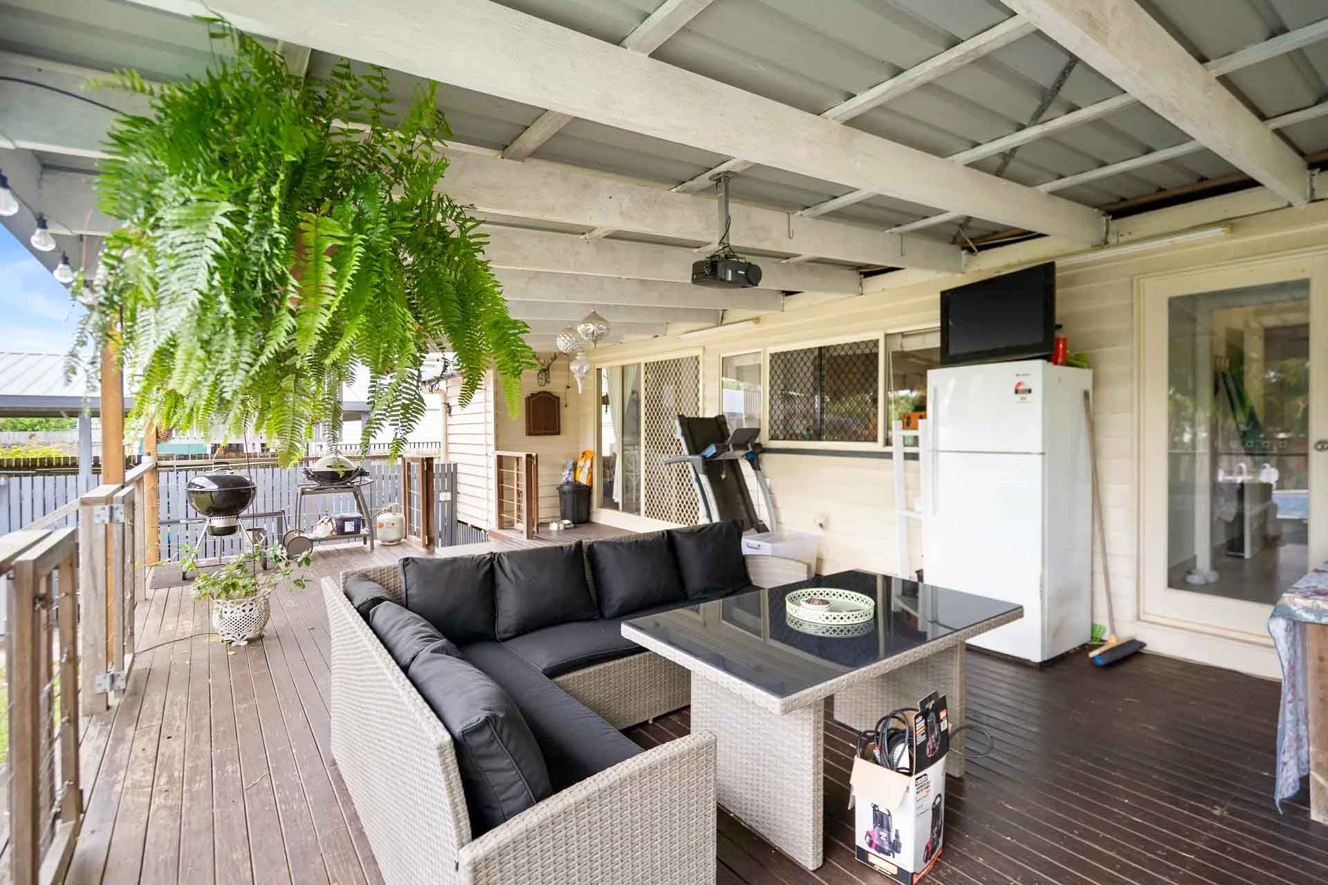 10 Rowland Street — photo 13 of 15