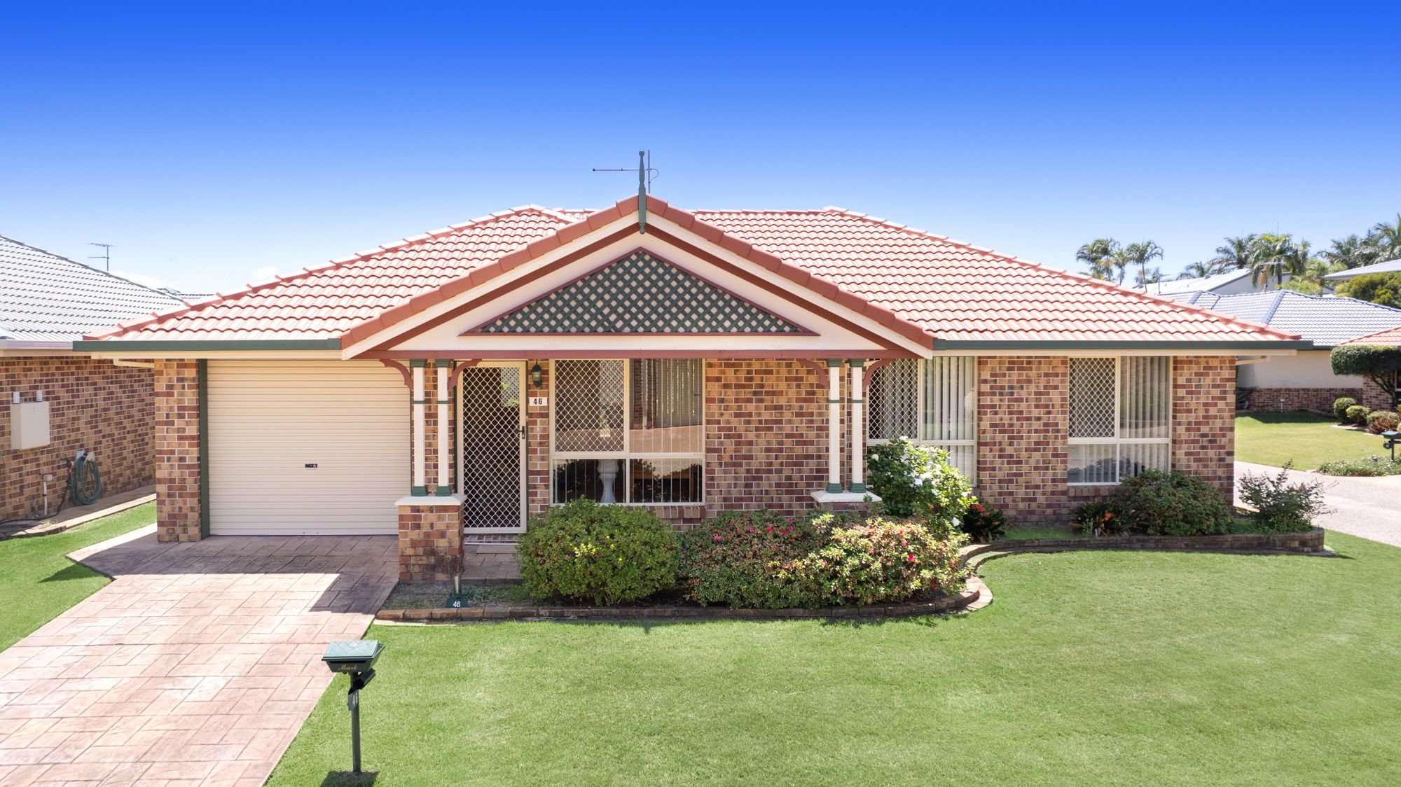 2 North Street, Golden Beach QLD 4551