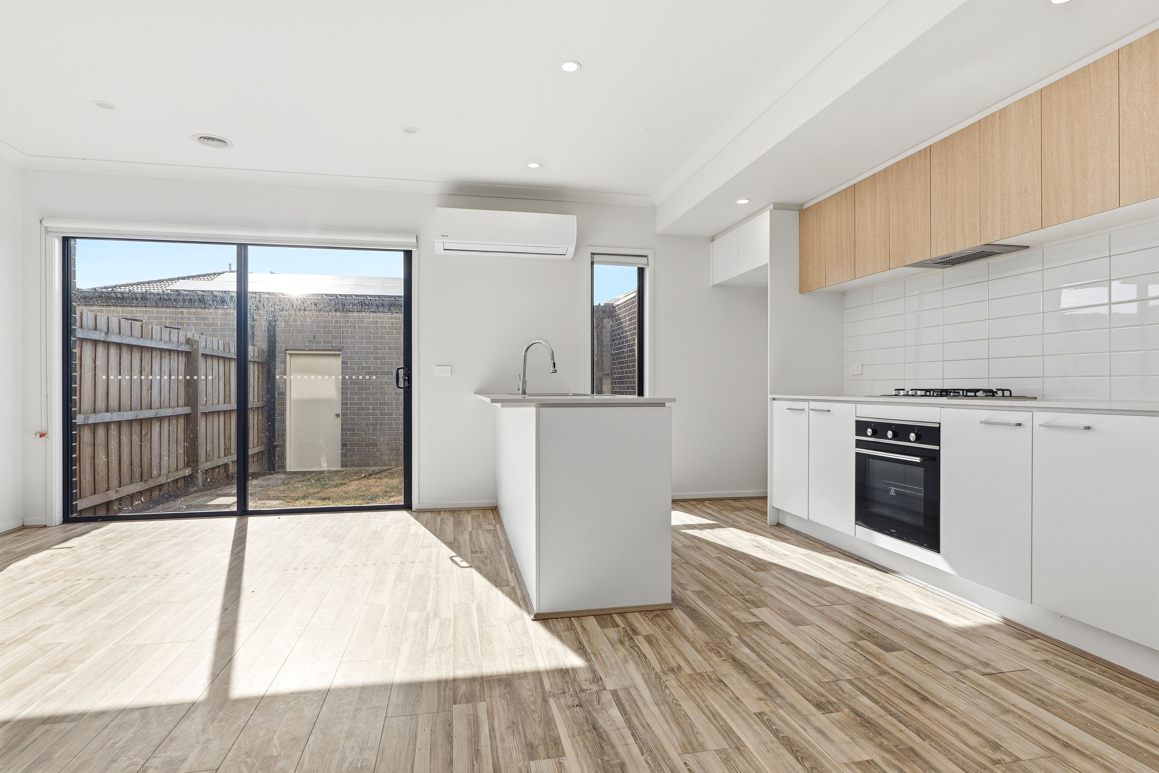 22 Palmerston Walk, Werribee, VIC 3030