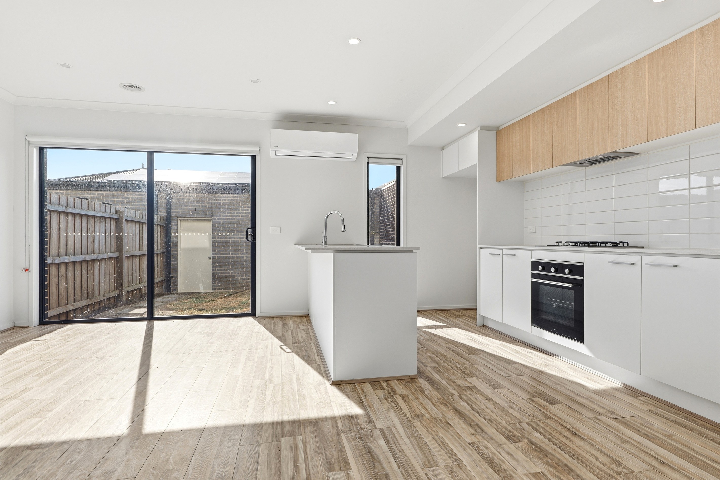 22 Palmerston Walk, Werribee, VIC 3030