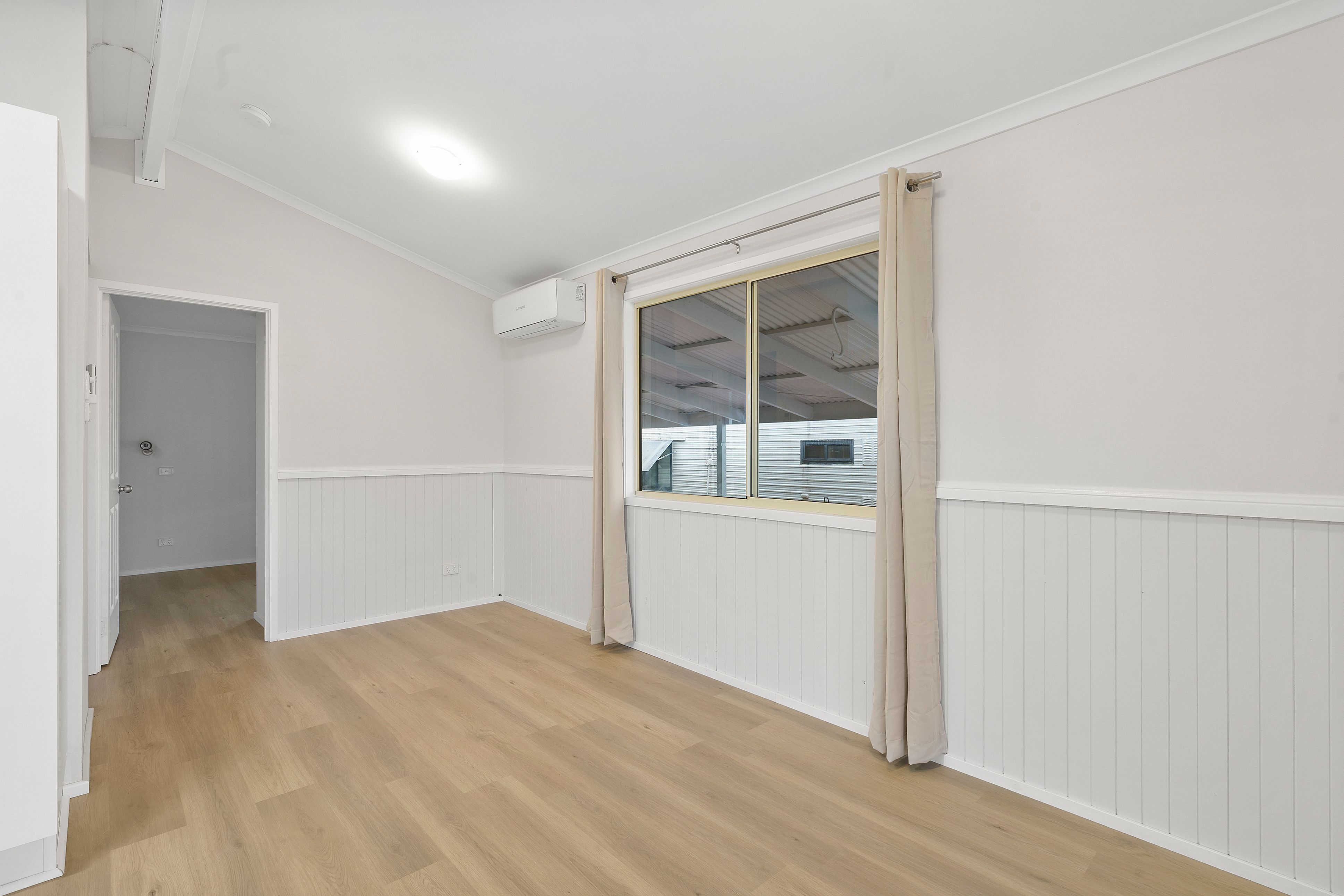 104/14 Shoalhaven Heads Road — photo 4 of 11